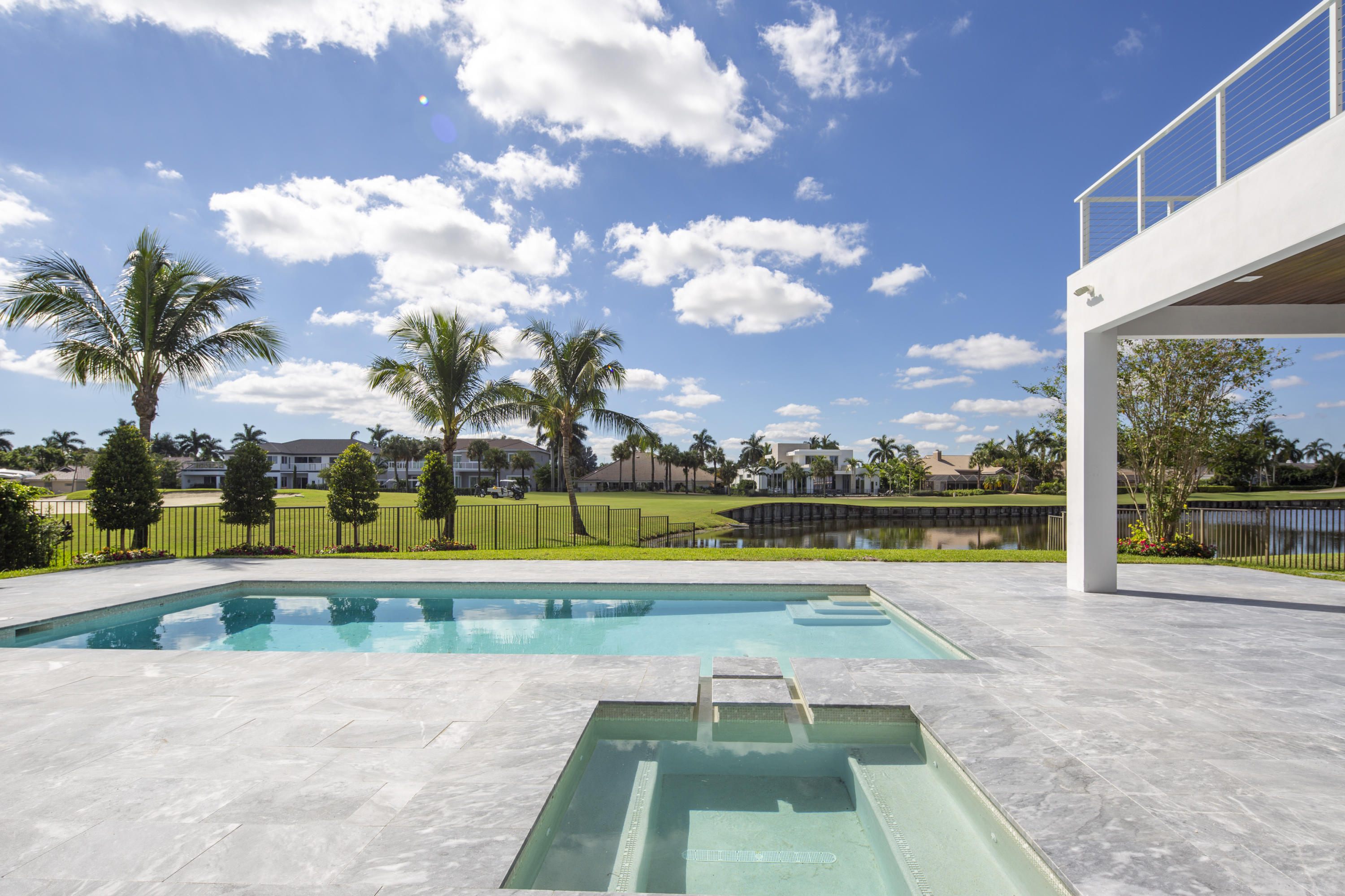 ST ANDREWS COUNTRY CLUB - Residential