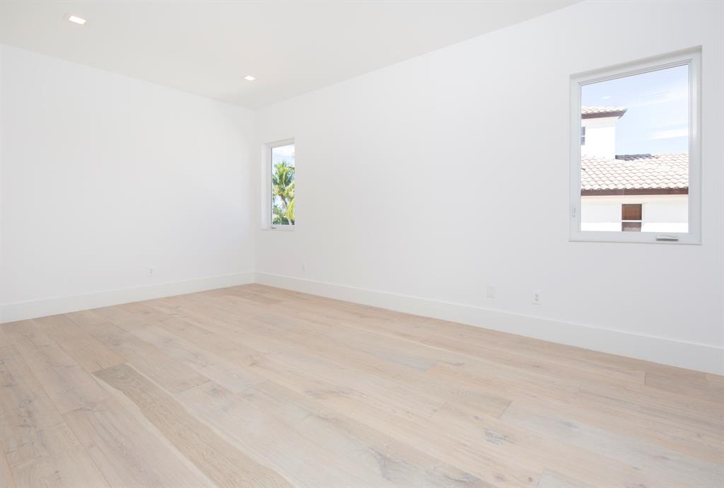 ST ANDREWS COUNTRY CLUB - Residential