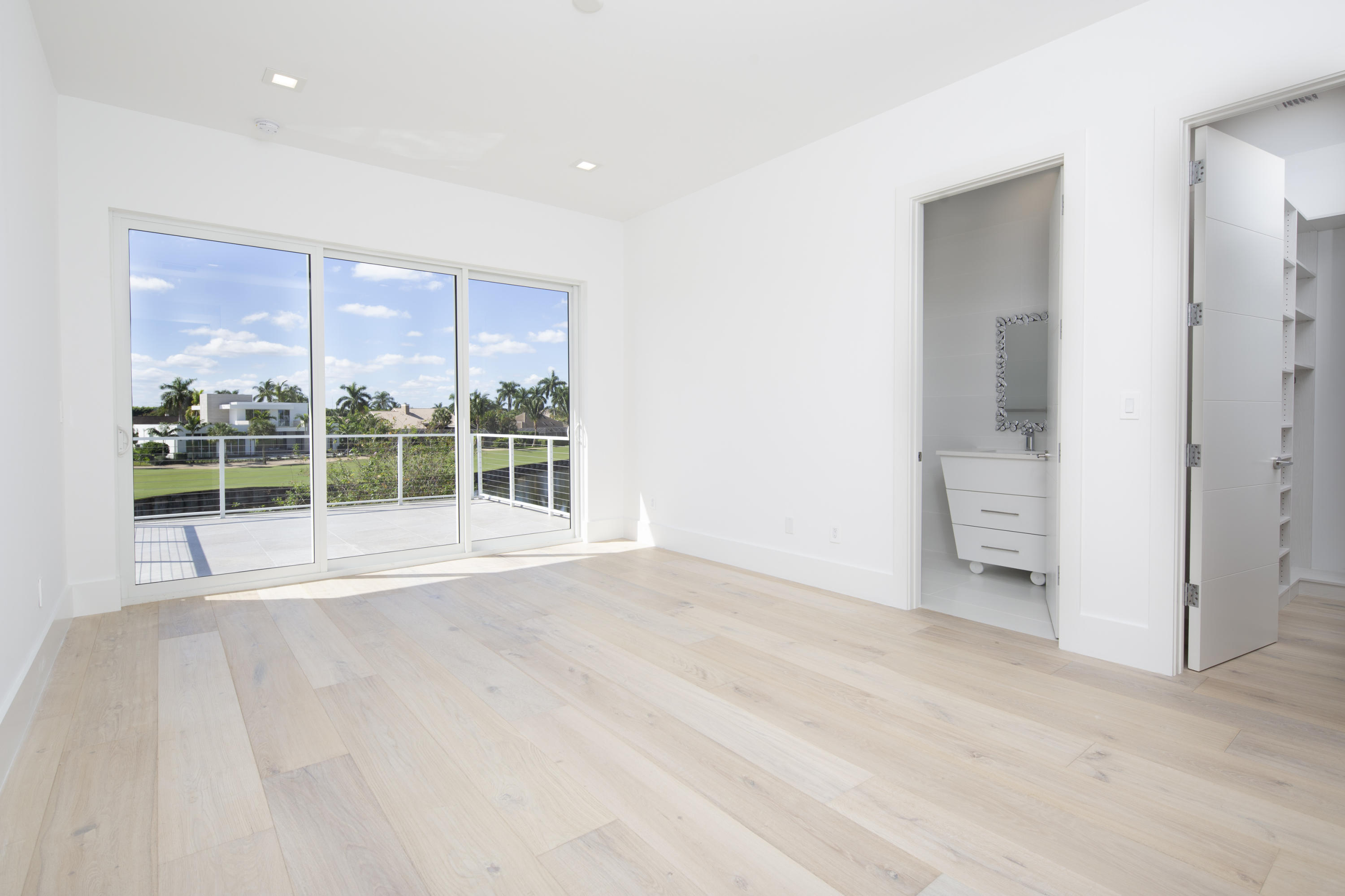 ST ANDREWS COUNTRY CLUB - Residential