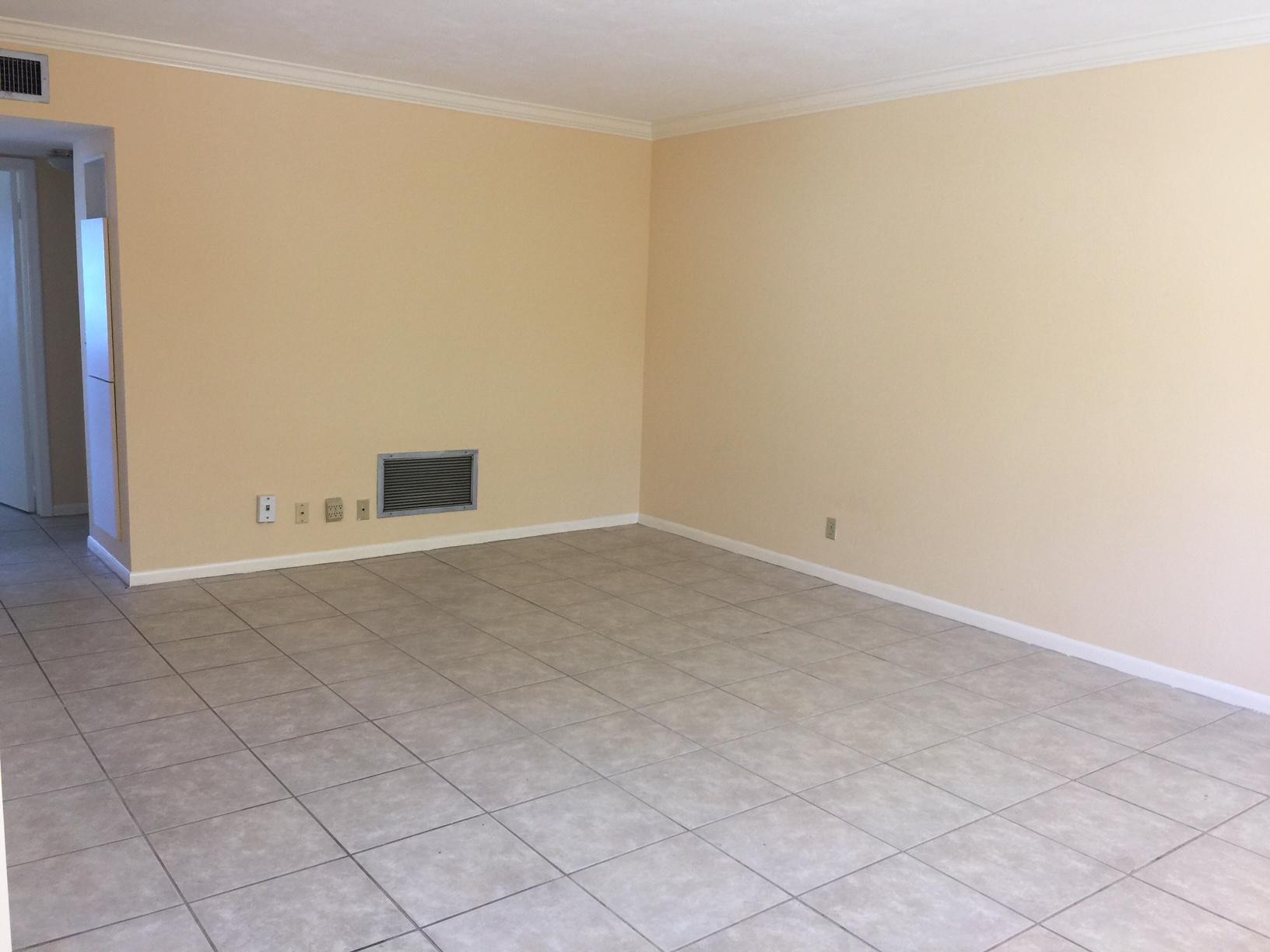 MURRY HILLS APT BLDG CONDO - Residential Lease