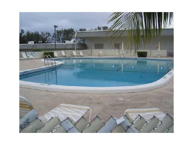 MURRY HILLS APT BLDG CONDO - Residential Lease