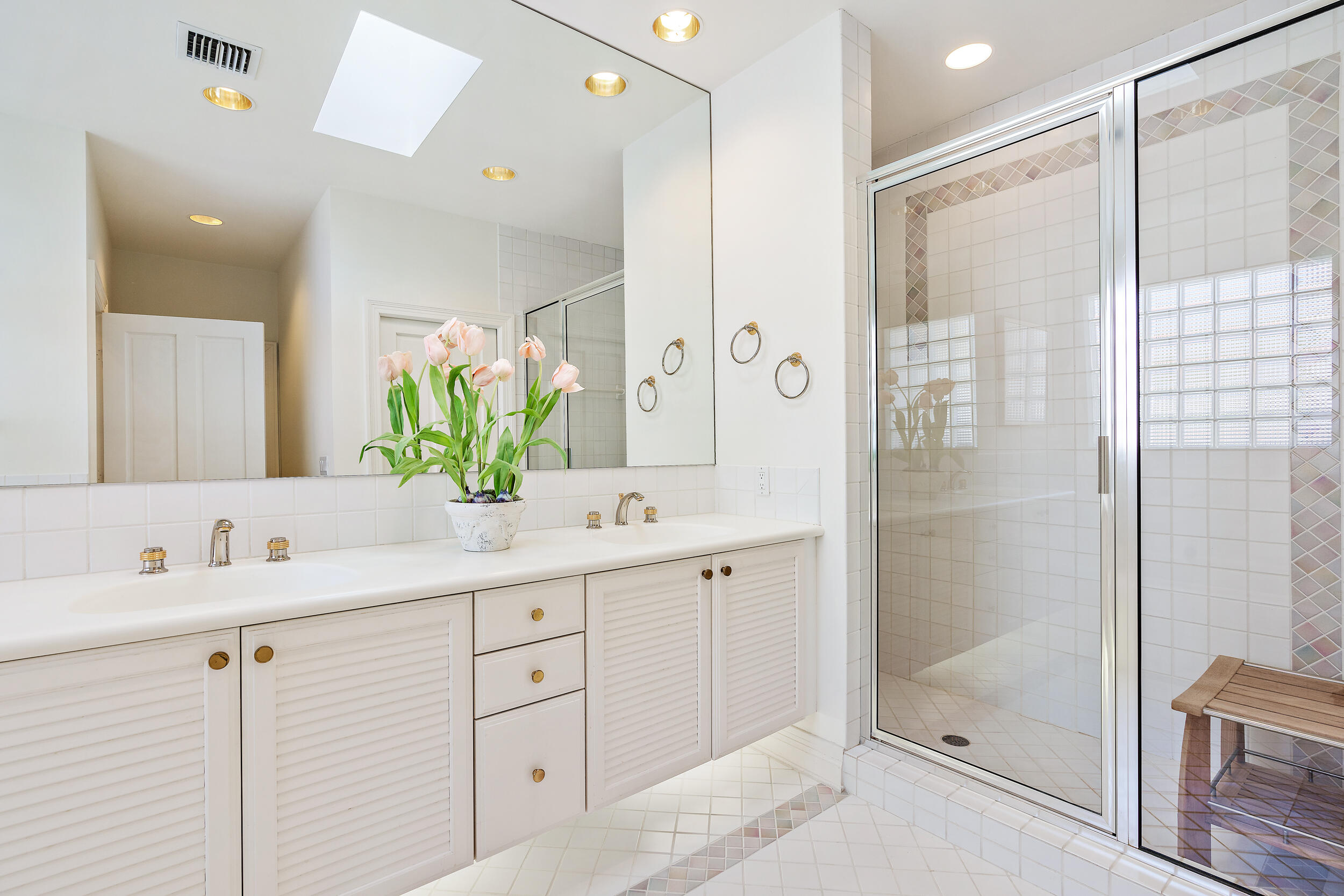 Seven Hundred Ocean Drive - Residential