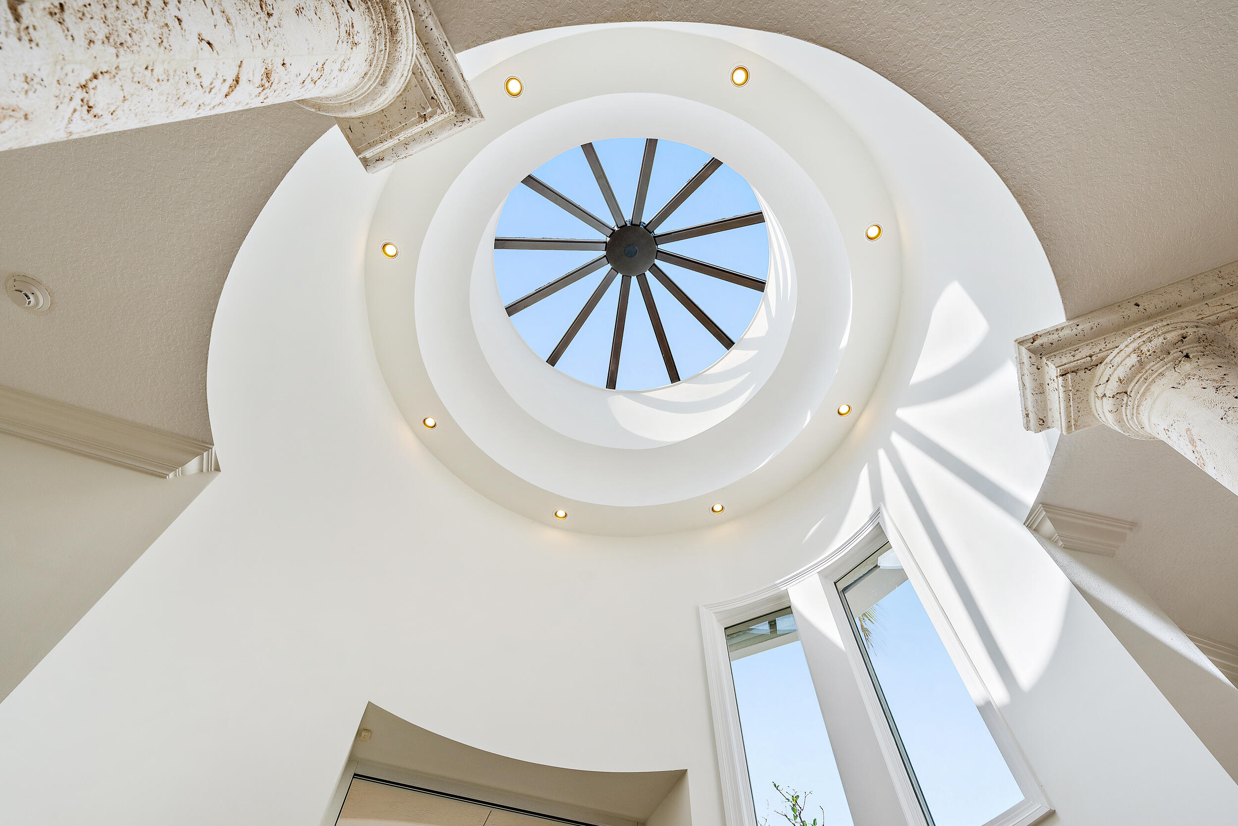 Seven Hundred Ocean Drive - Residential