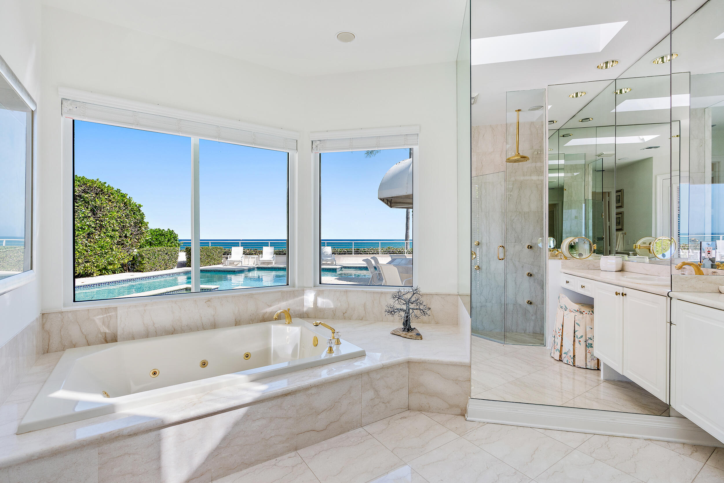 Seven Hundred Ocean Drive - Residential