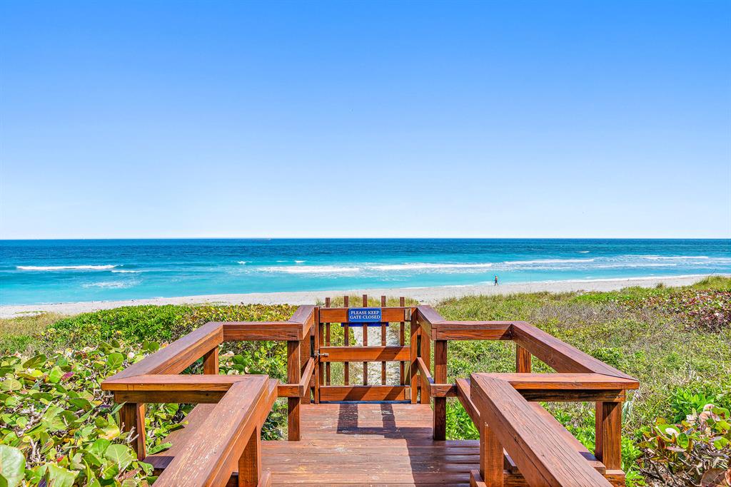 Seven Hundred Ocean Drive - Residential