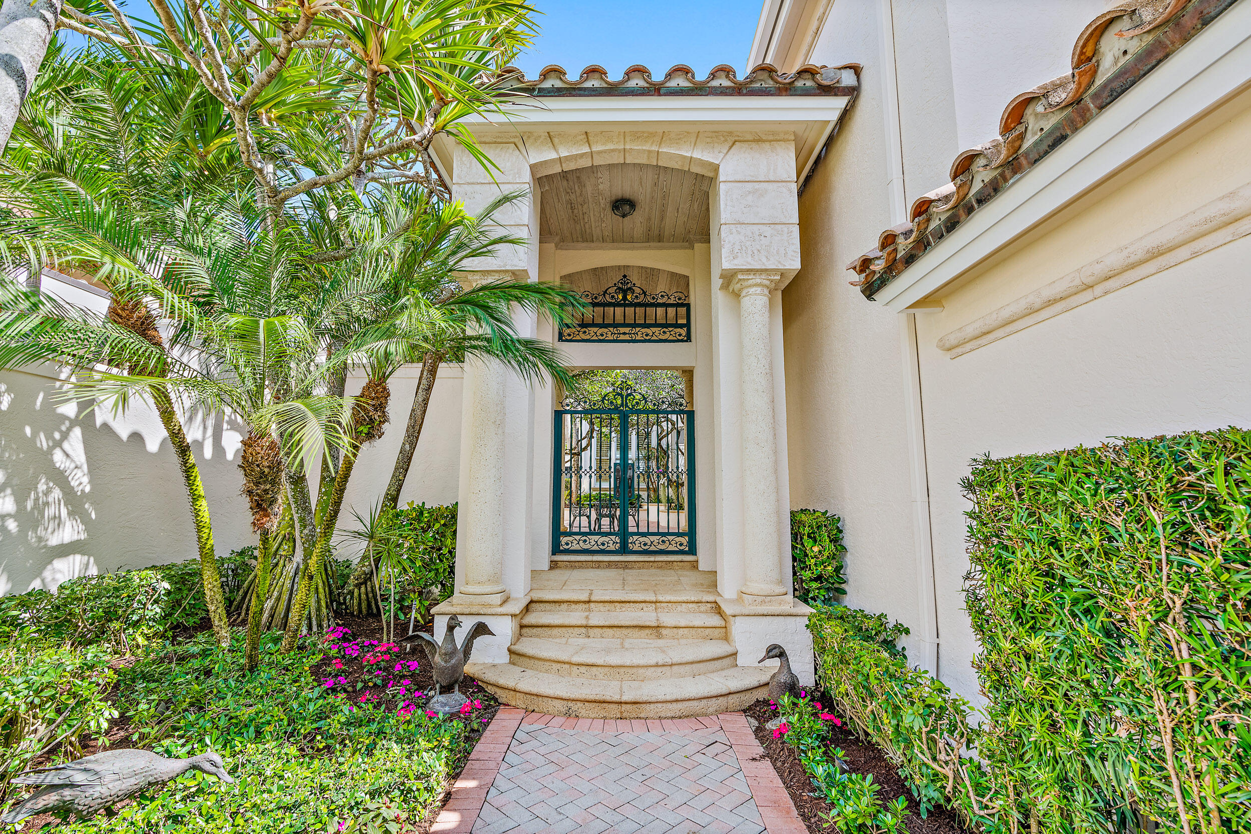 Seven Hundred Ocean Drive - Residential