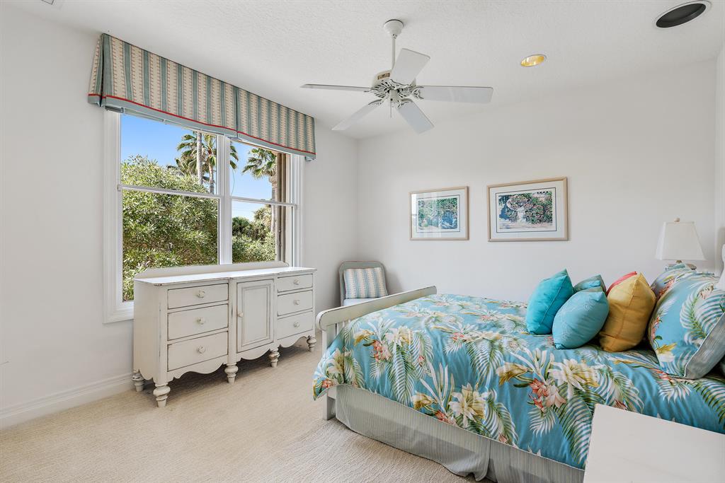 Seven Hundred Ocean Drive - Residential