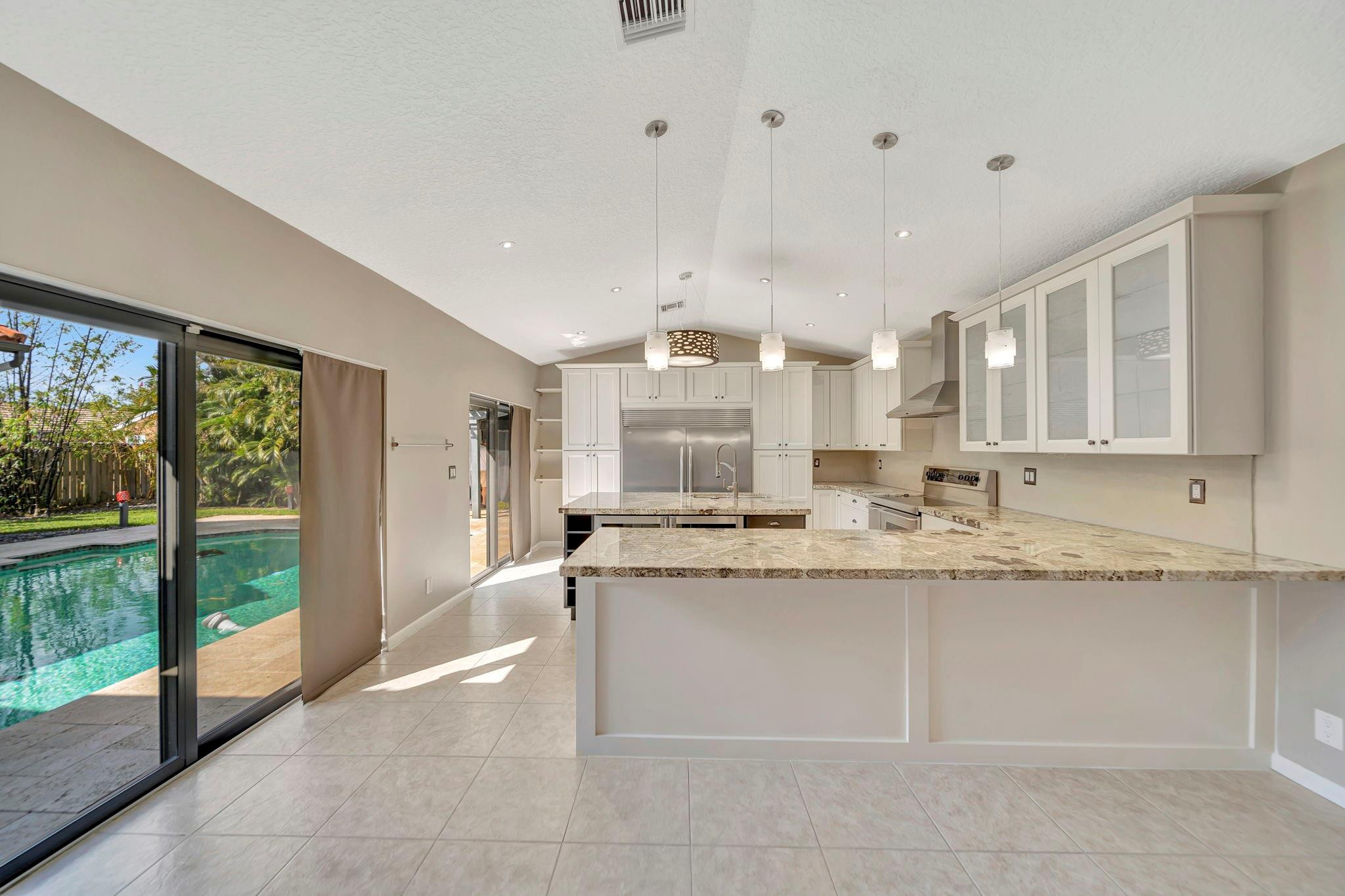 OAKBROOK/HIDDEN HAMMOCKS - Residential