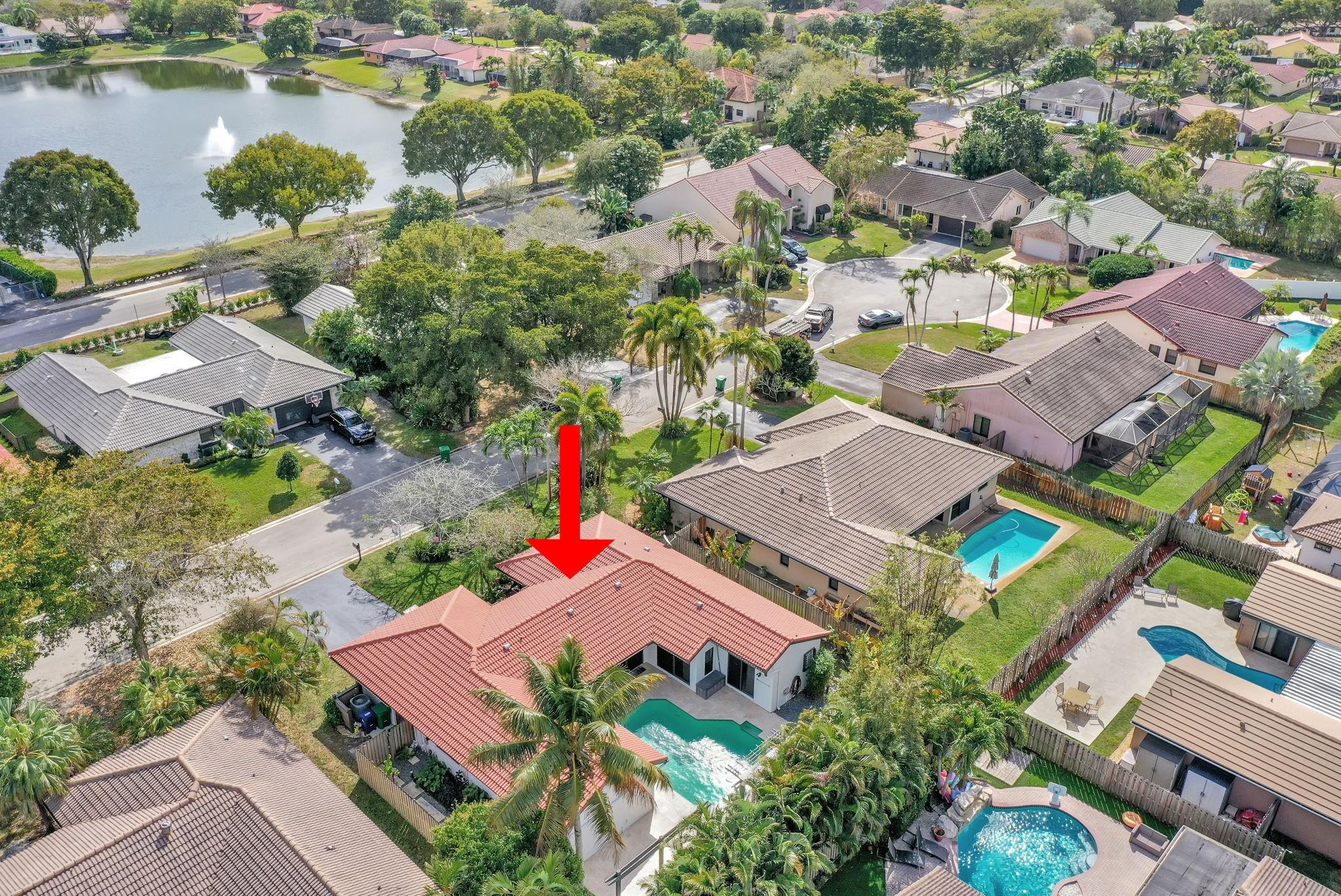 OAKBROOK/HIDDEN HAMMOCKS - Residential