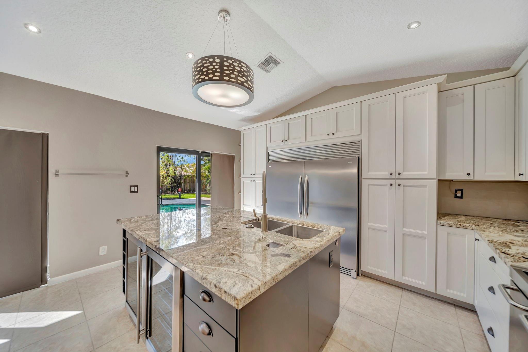 OAKBROOK/HIDDEN HAMMOCKS - Residential