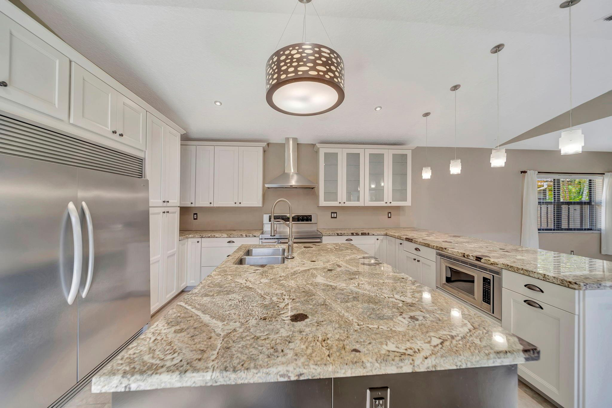 OAKBROOK/HIDDEN HAMMOCKS - Residential