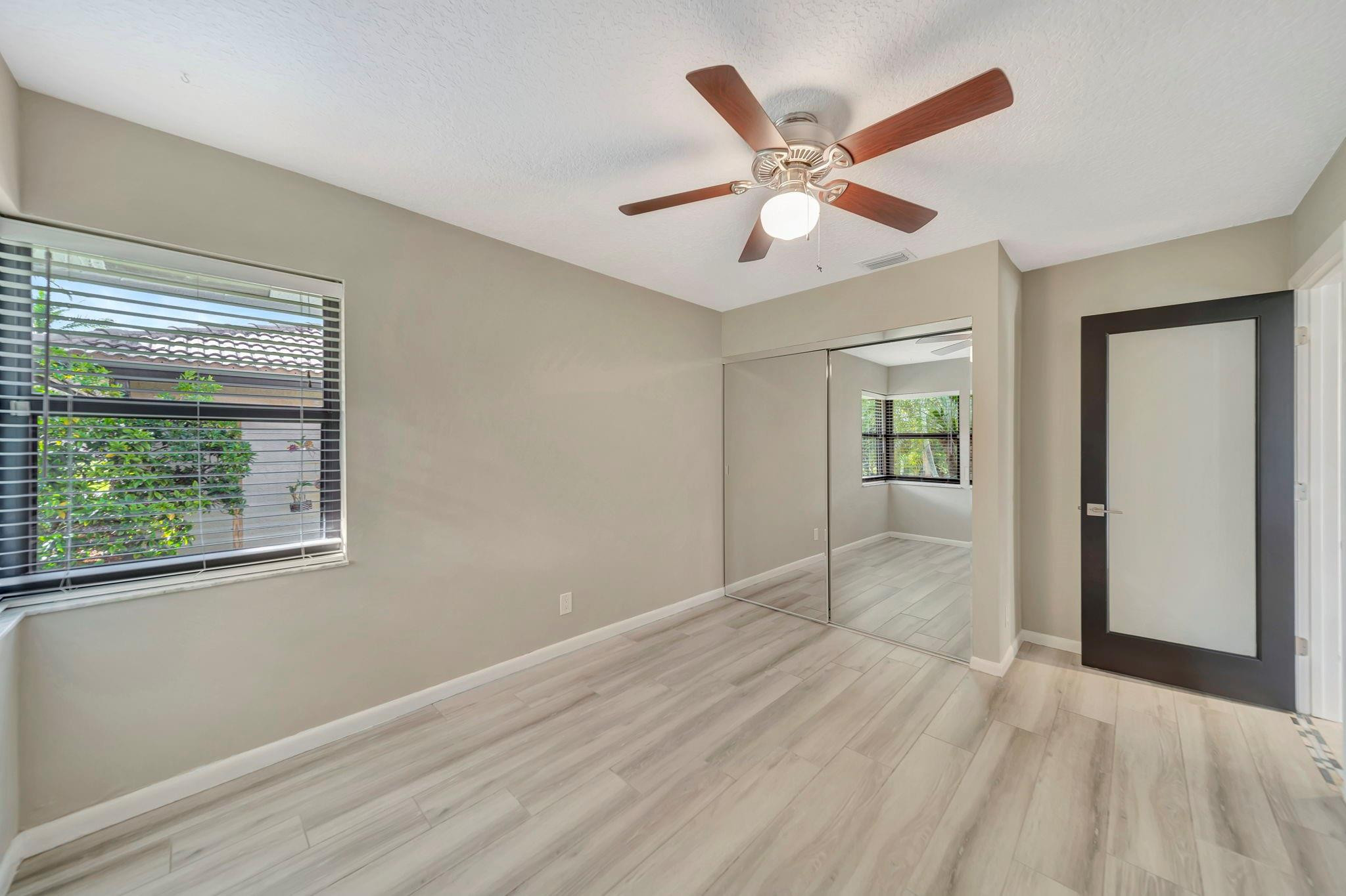 OAKBROOK/HIDDEN HAMMOCKS - Residential