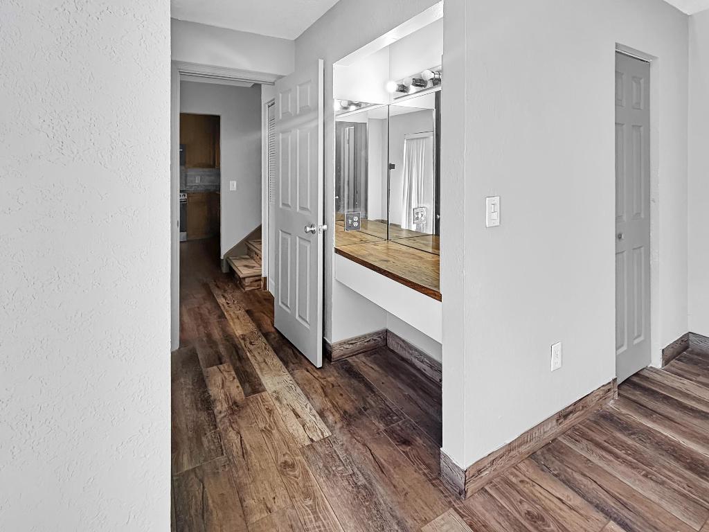 COUNTRYSIDE TOWNHOMES 3 - Residential