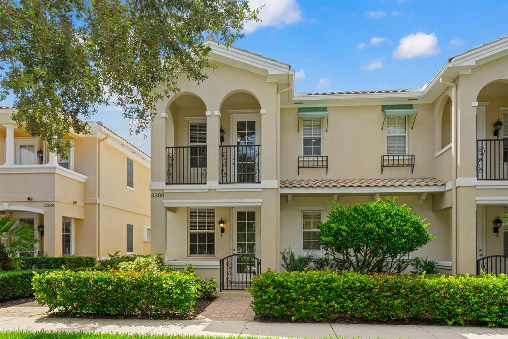 Photo of 3380 Greenway Drive Dr, Jupiter, FL 33458 (MLS # R10746124)