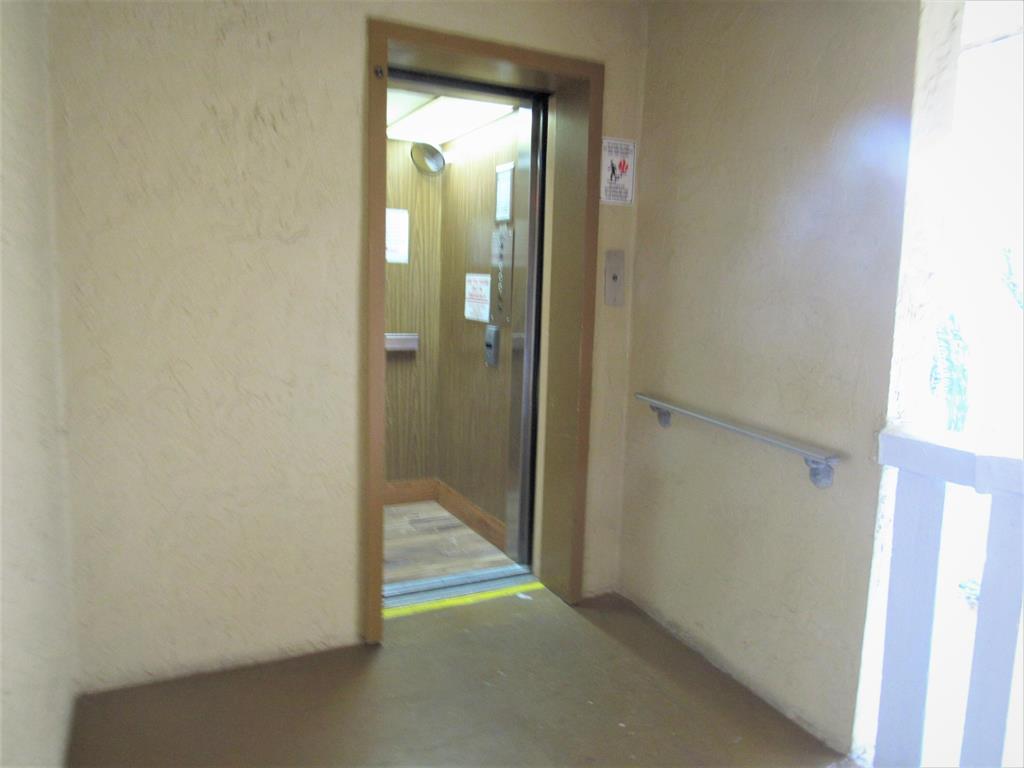 VILLAGE GREEN BUCKINGHAM CONDO - Residential Lease