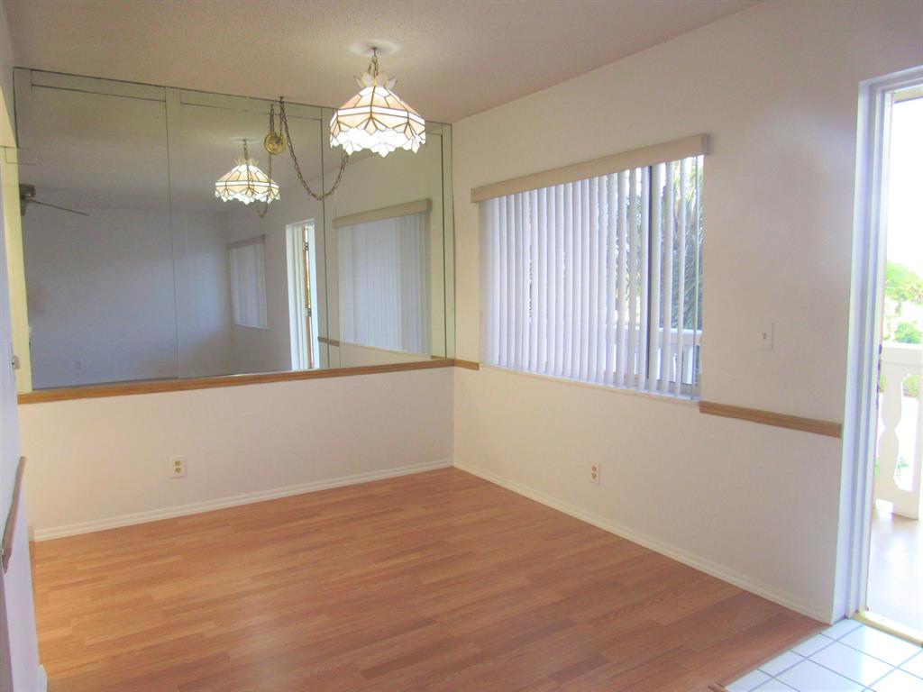 VILLAGE GREEN BUCKINGHAM CONDO - Residential Lease