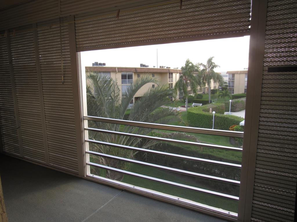 VILLAGE GREEN BUCKINGHAM CONDO - Residential Lease