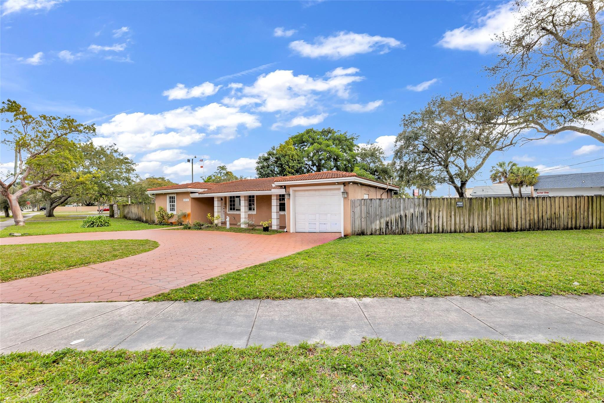 Hollywood Beach Gardens 1 - Land