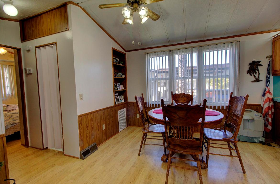 ANCIENT OAKS RV RESORT NO II - Residential