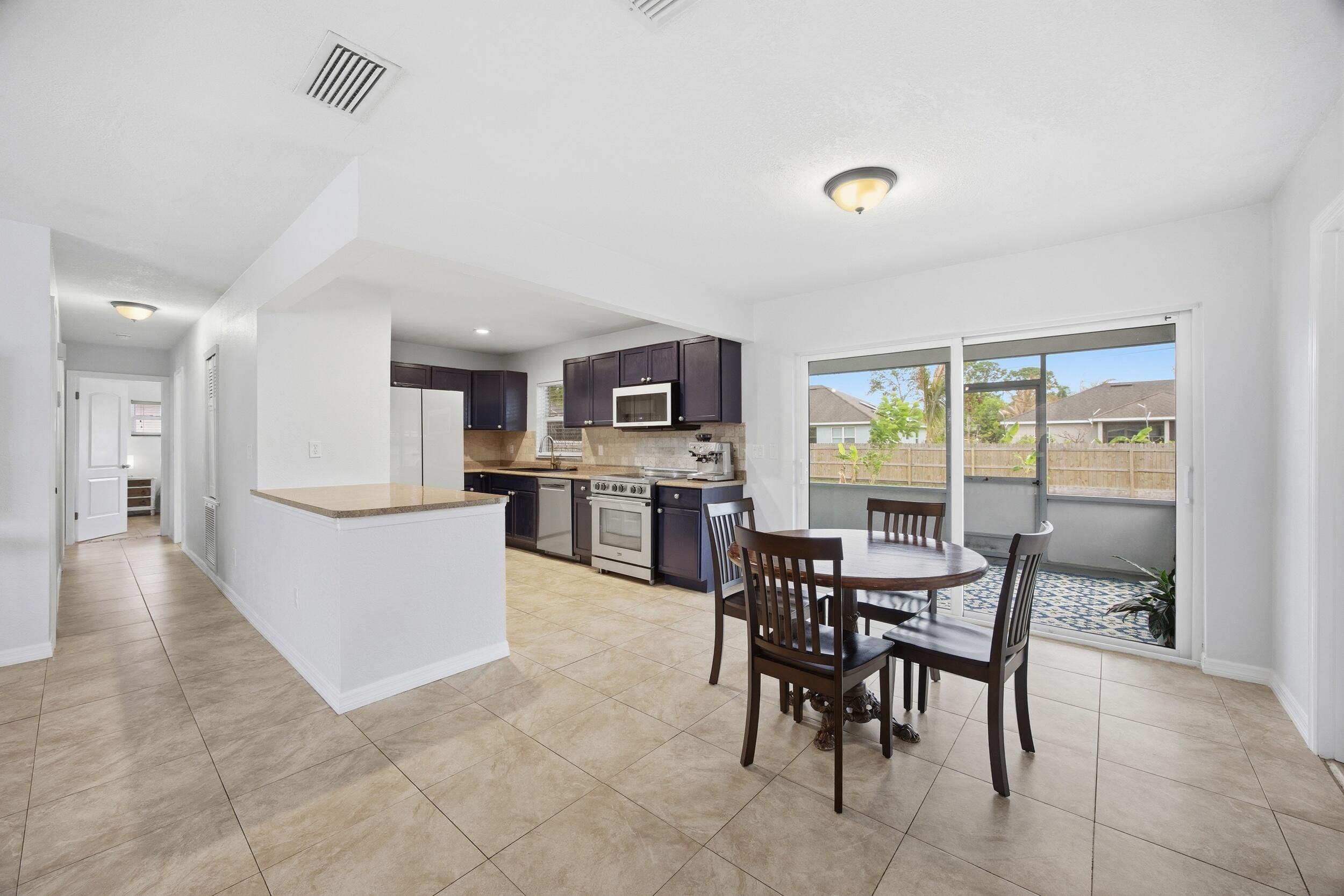 PORT ST LUCIE SECTION 2 - Residential