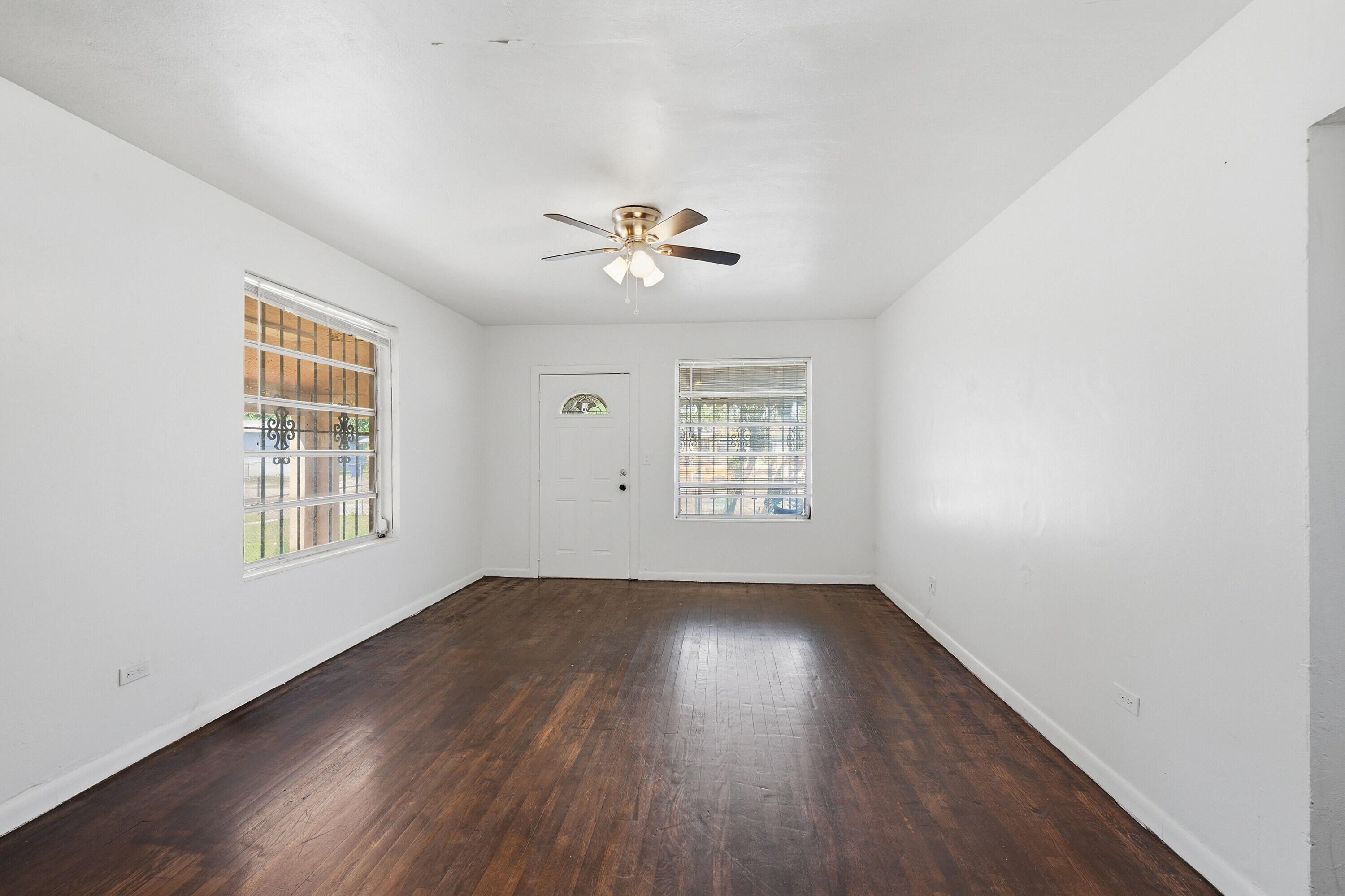 STEPHEN MANOR - Residential