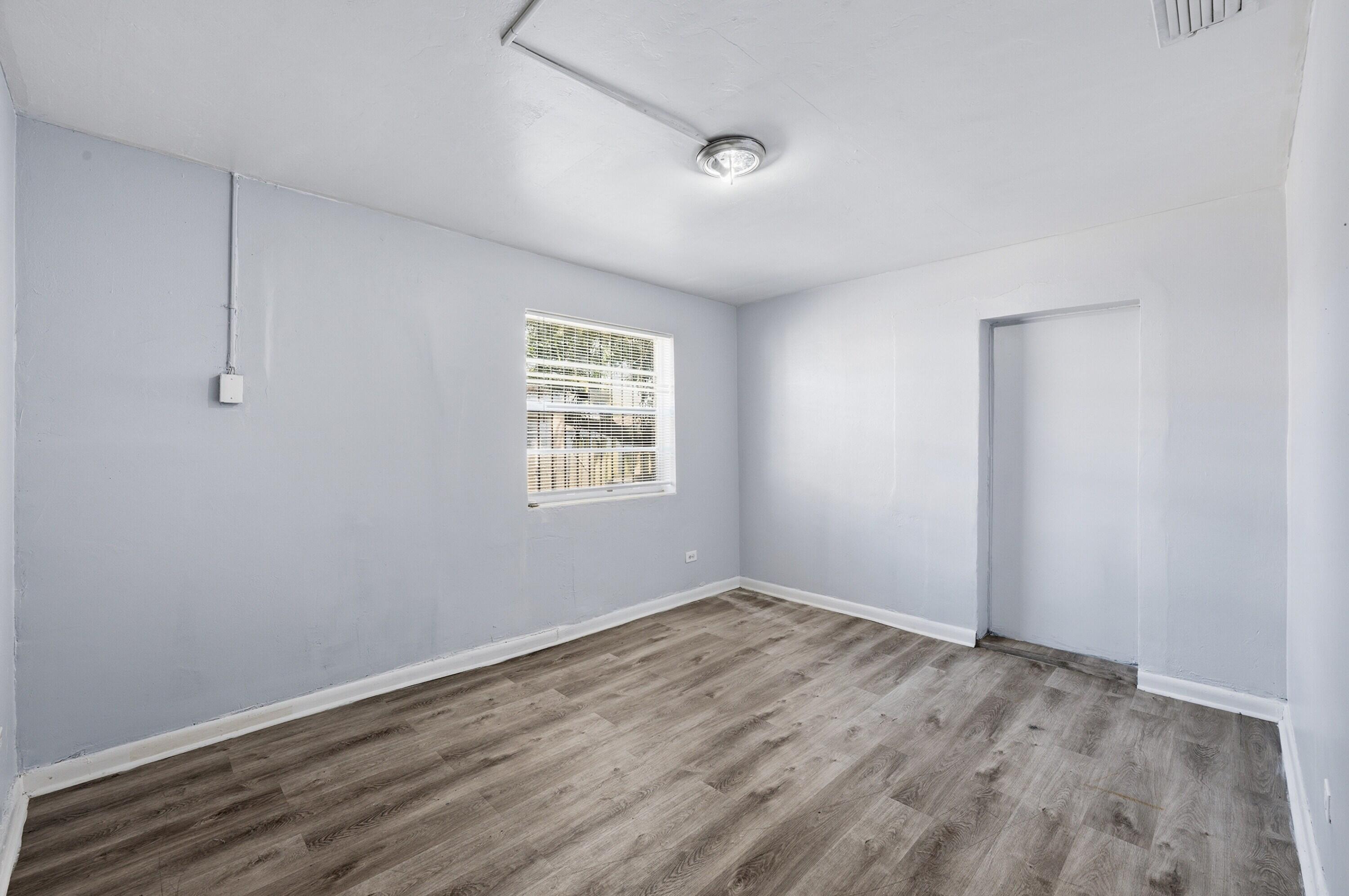 STEPHEN MANOR - Residential