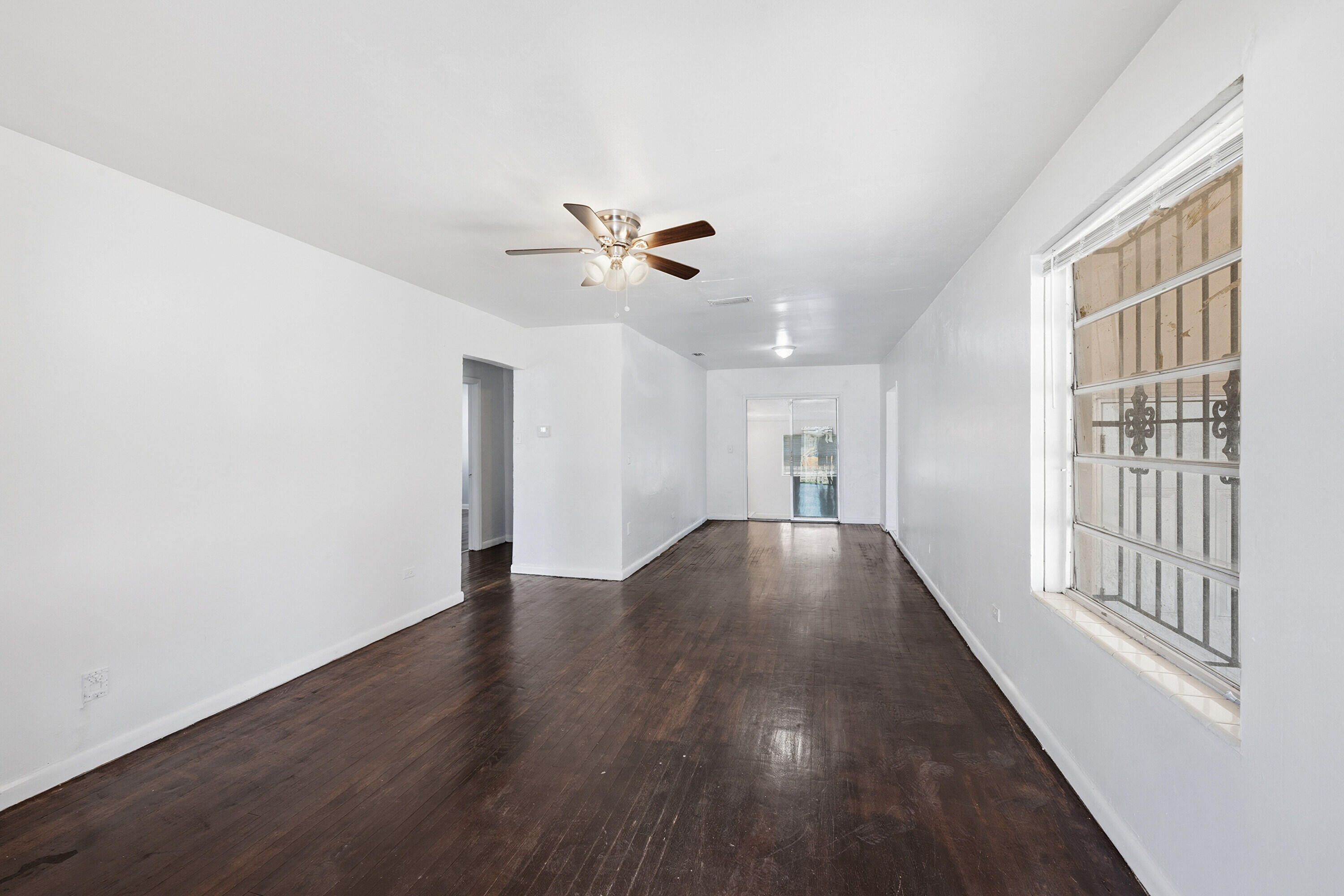 STEPHEN MANOR - Residential