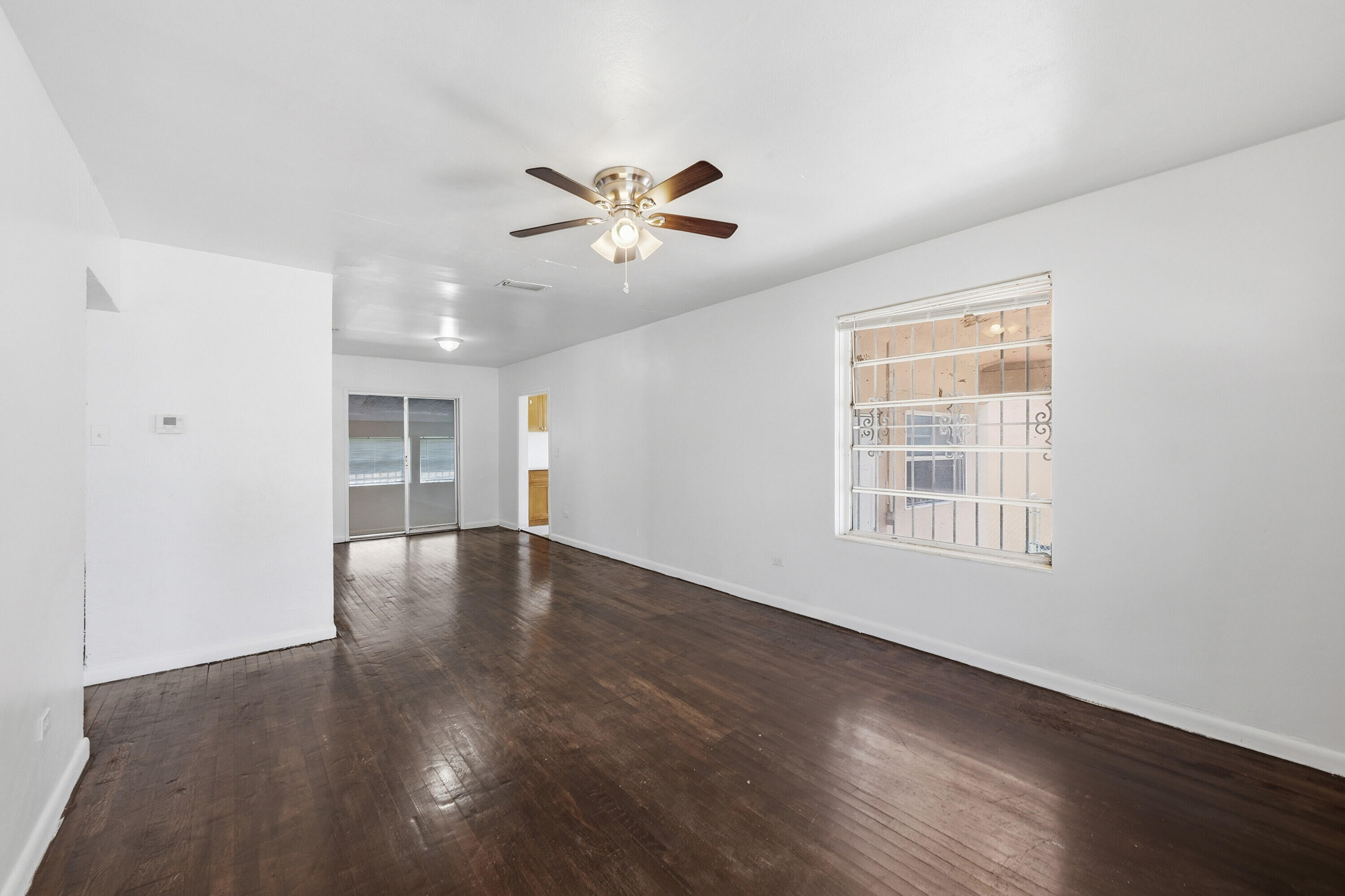 STEPHEN MANOR - Residential