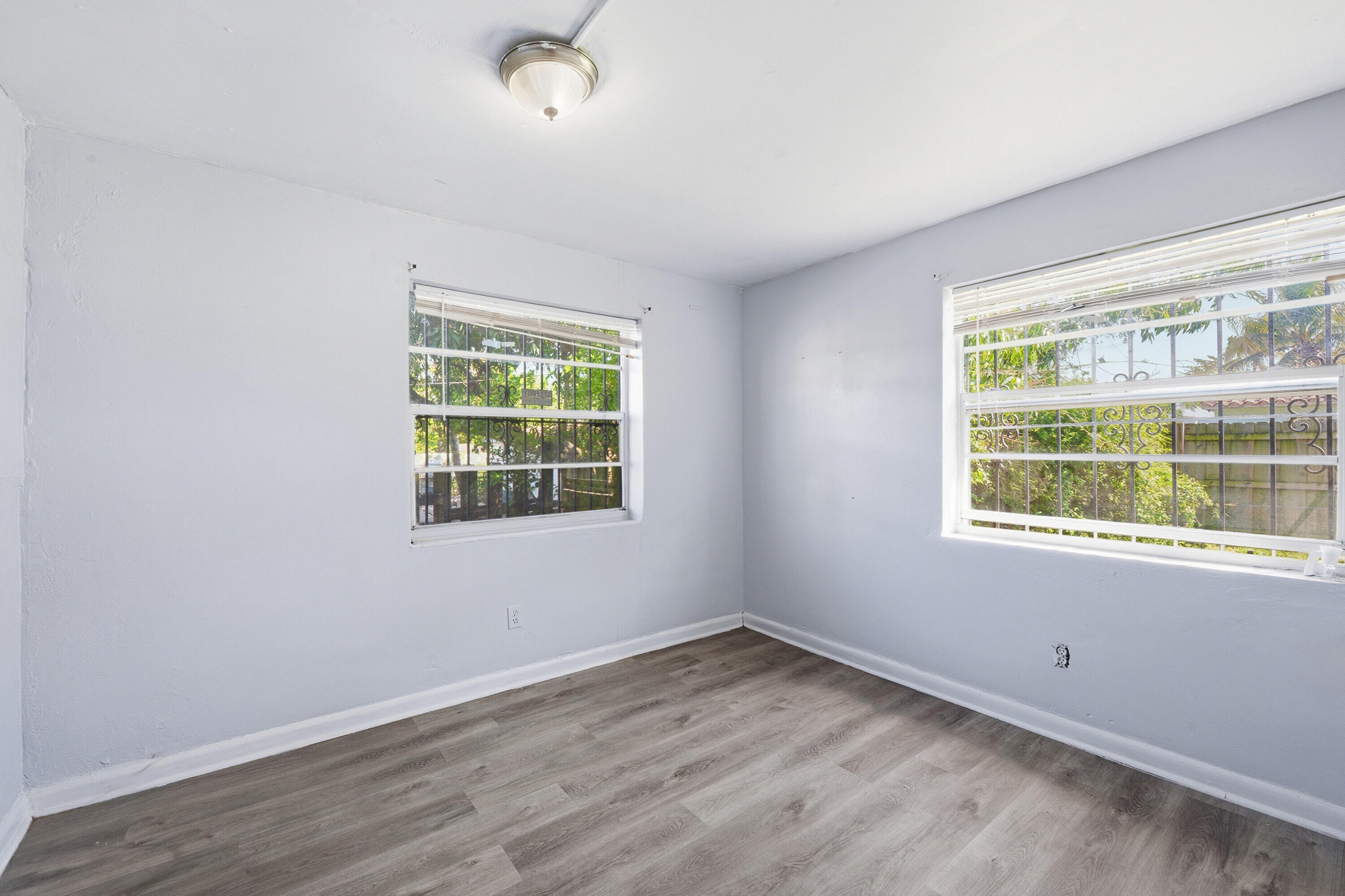 STEPHEN MANOR - Residential