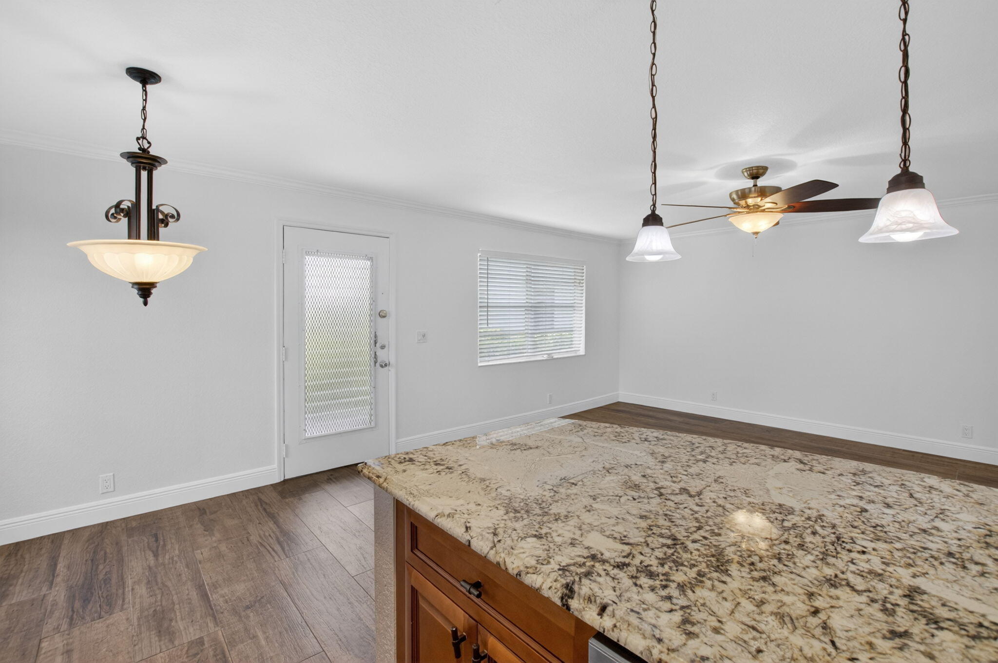 KINGS POINT - Residential