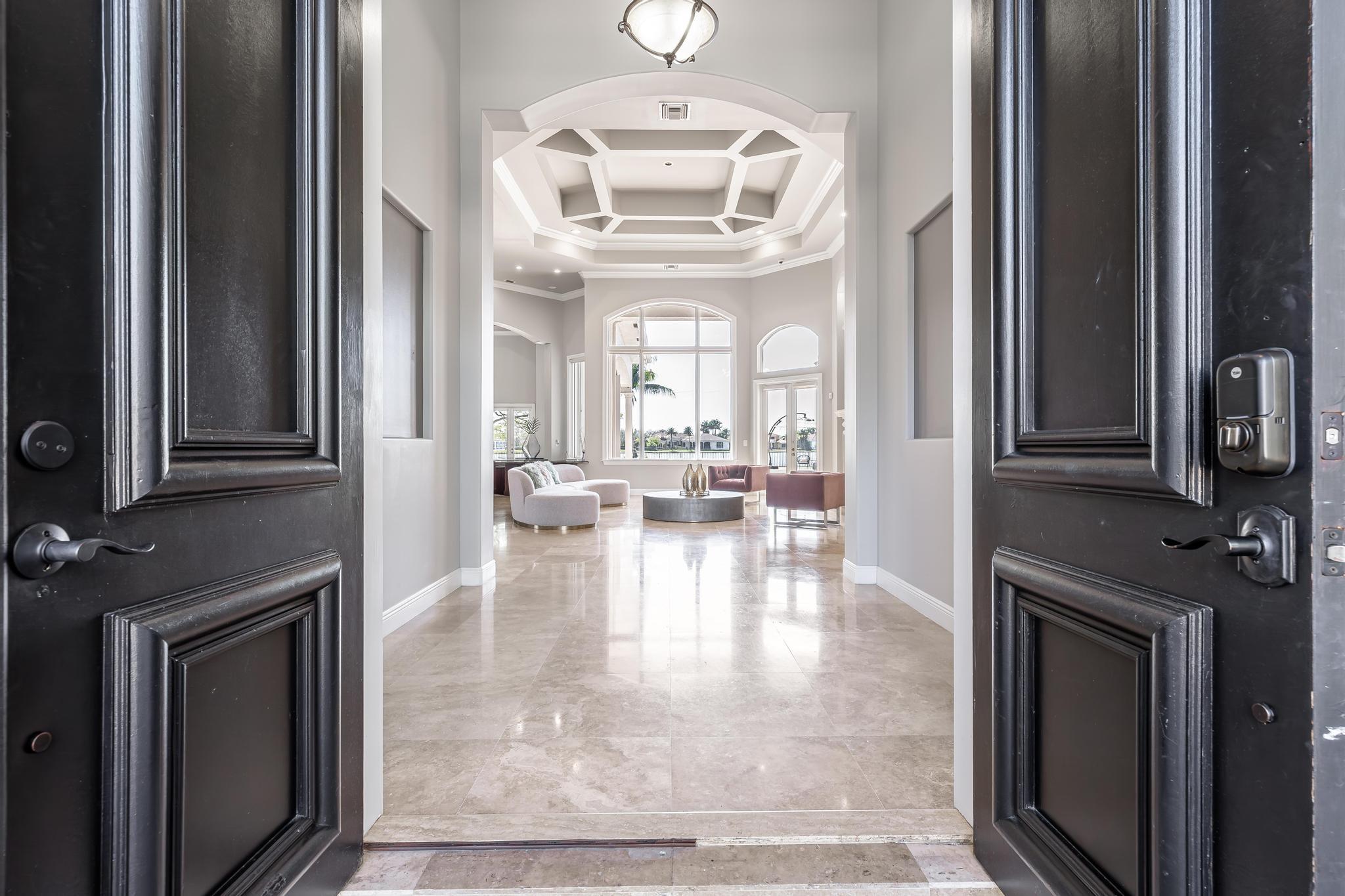 3111 Lake Ridge Ln