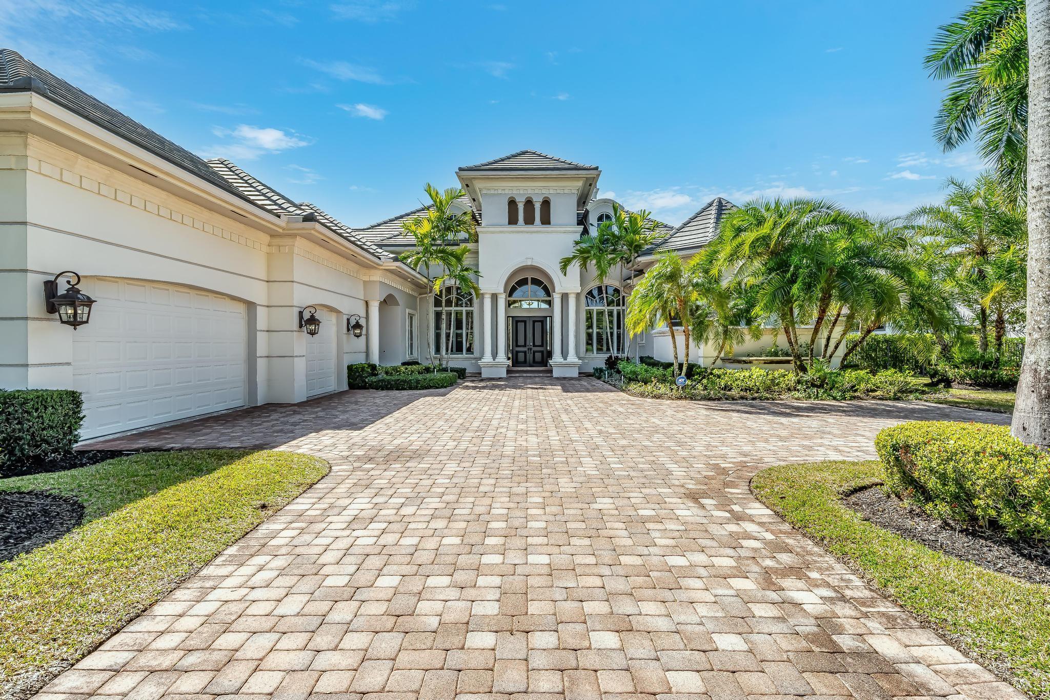 3111 Lake Ridge Ln