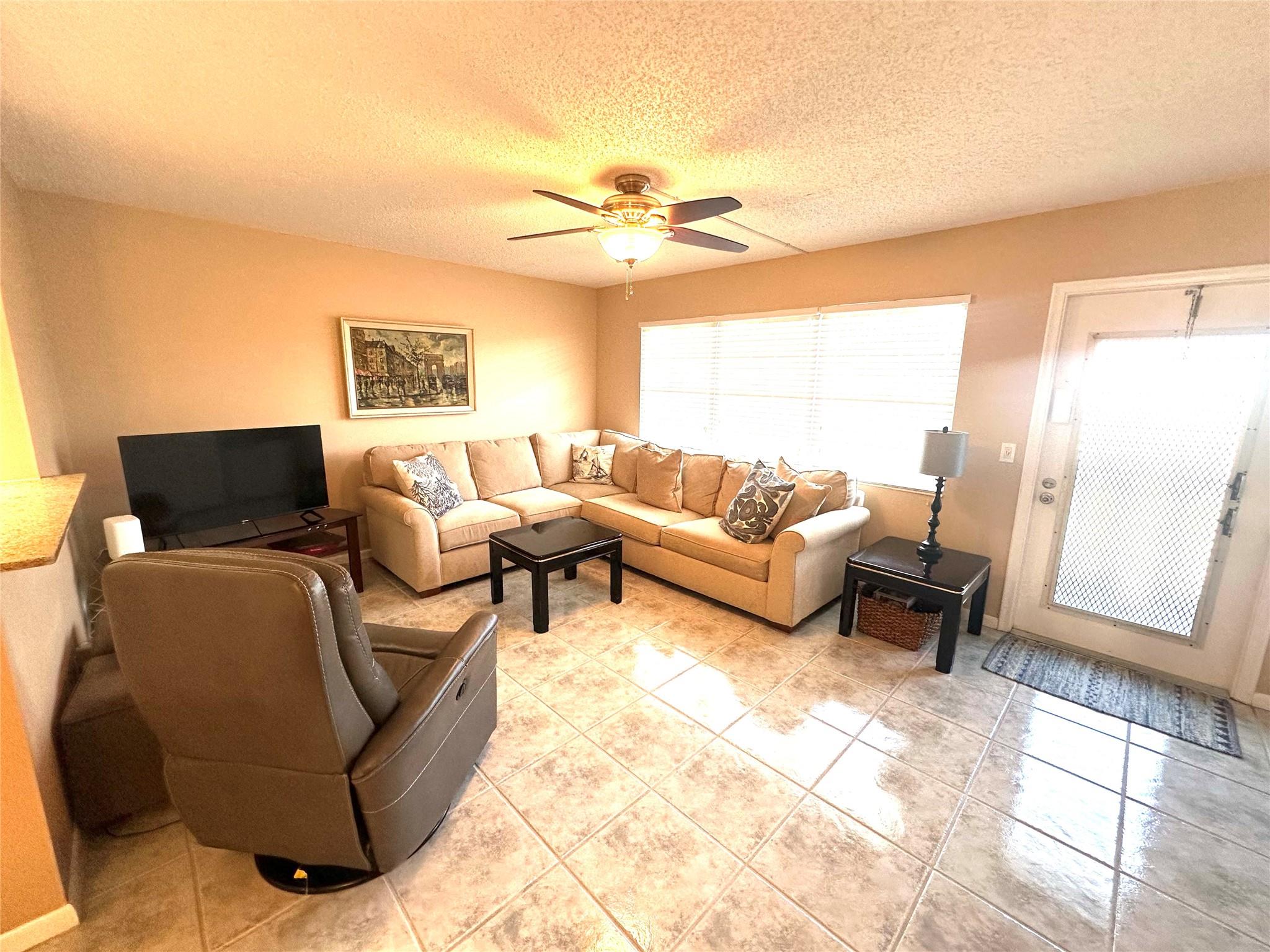 3116 Cambridge E 3116