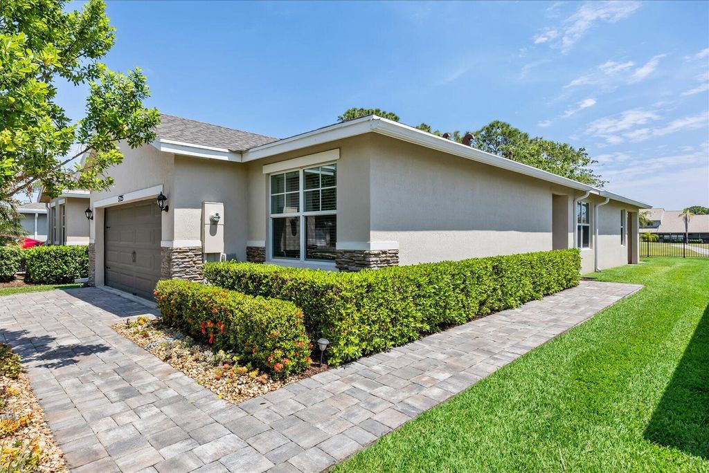 Photo of 5725 SE Kawana Trail, Hobe Sound, FL 33455 (MLS # B26022796)