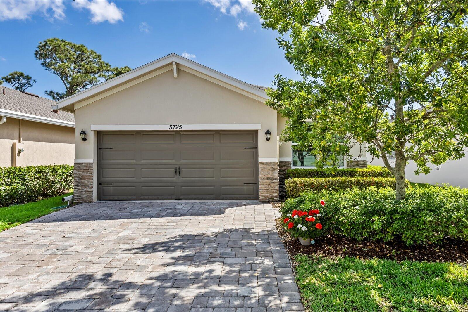 SEABRANCH - Residential