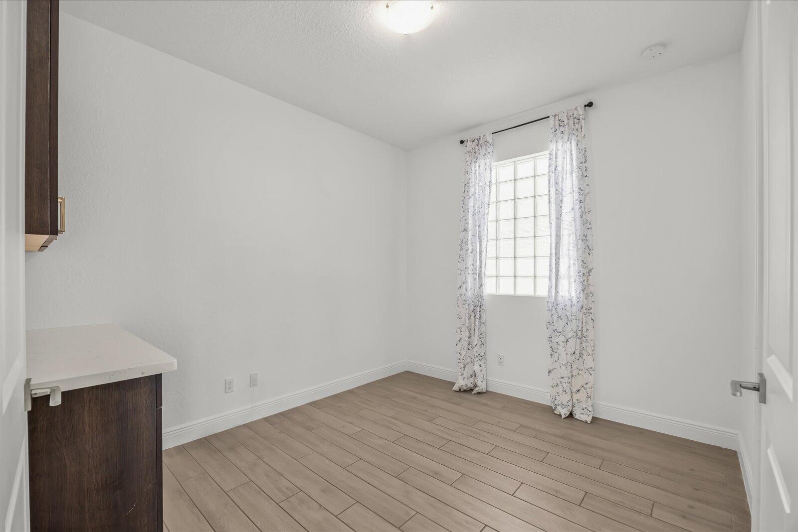 SEABRANCH - Residential