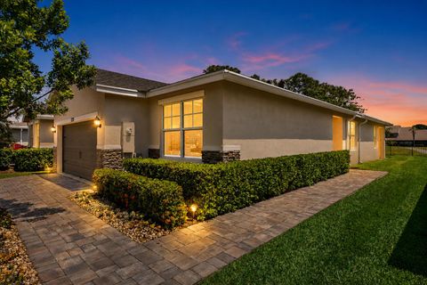 Photo of 5725 SE Kawana Trail, Hobe Sound, FL 33455 (MLS # B26022796)