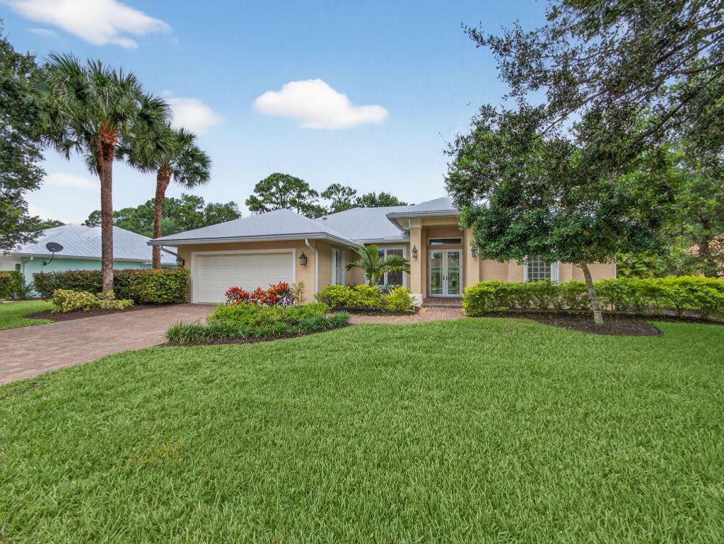Photo of 8836 SW Fishermans Wharf Drive, Stuart, FL 34997 (MLS # R11129970)