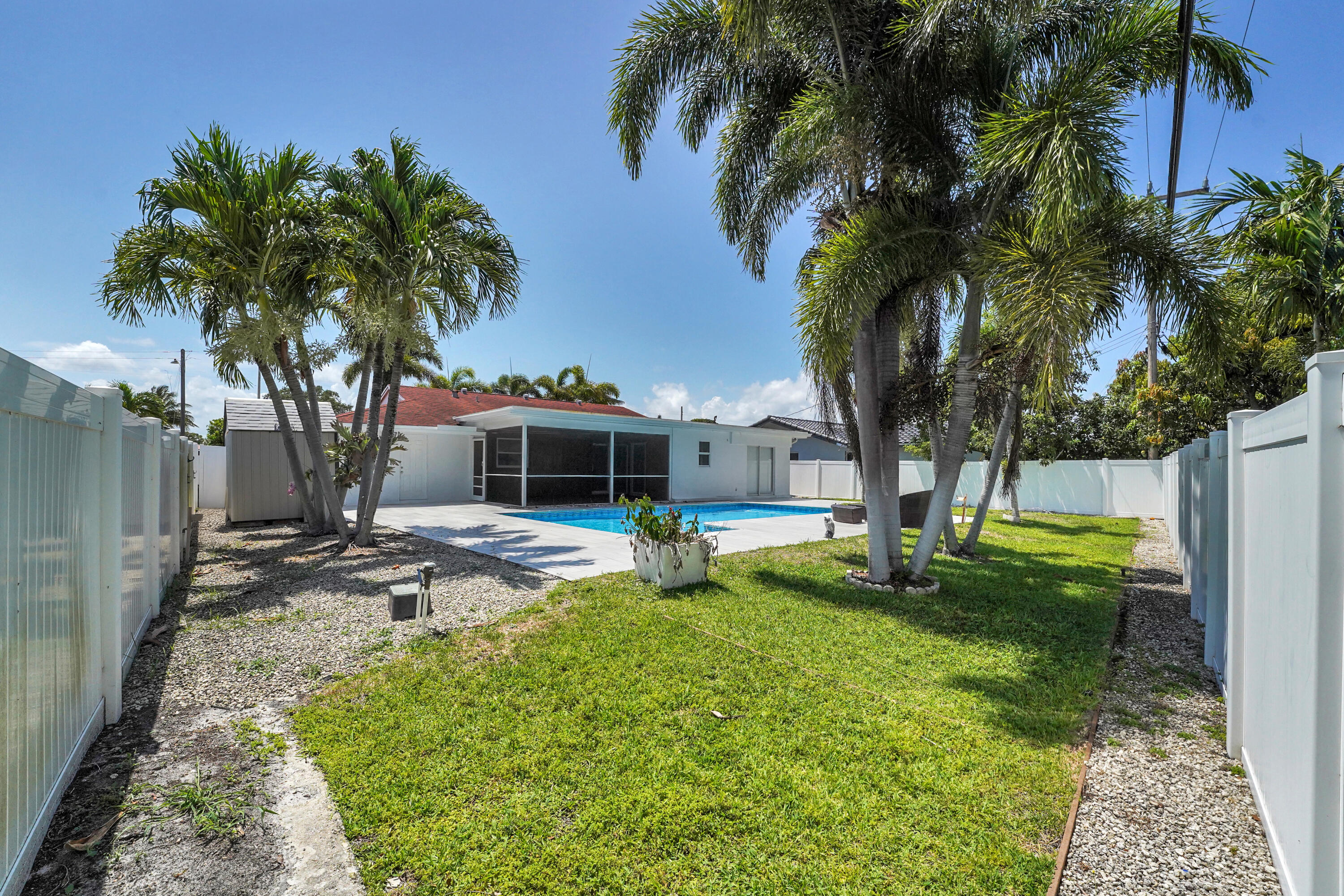 COUNTRY CLUB VILLAGE SEC A - Residential