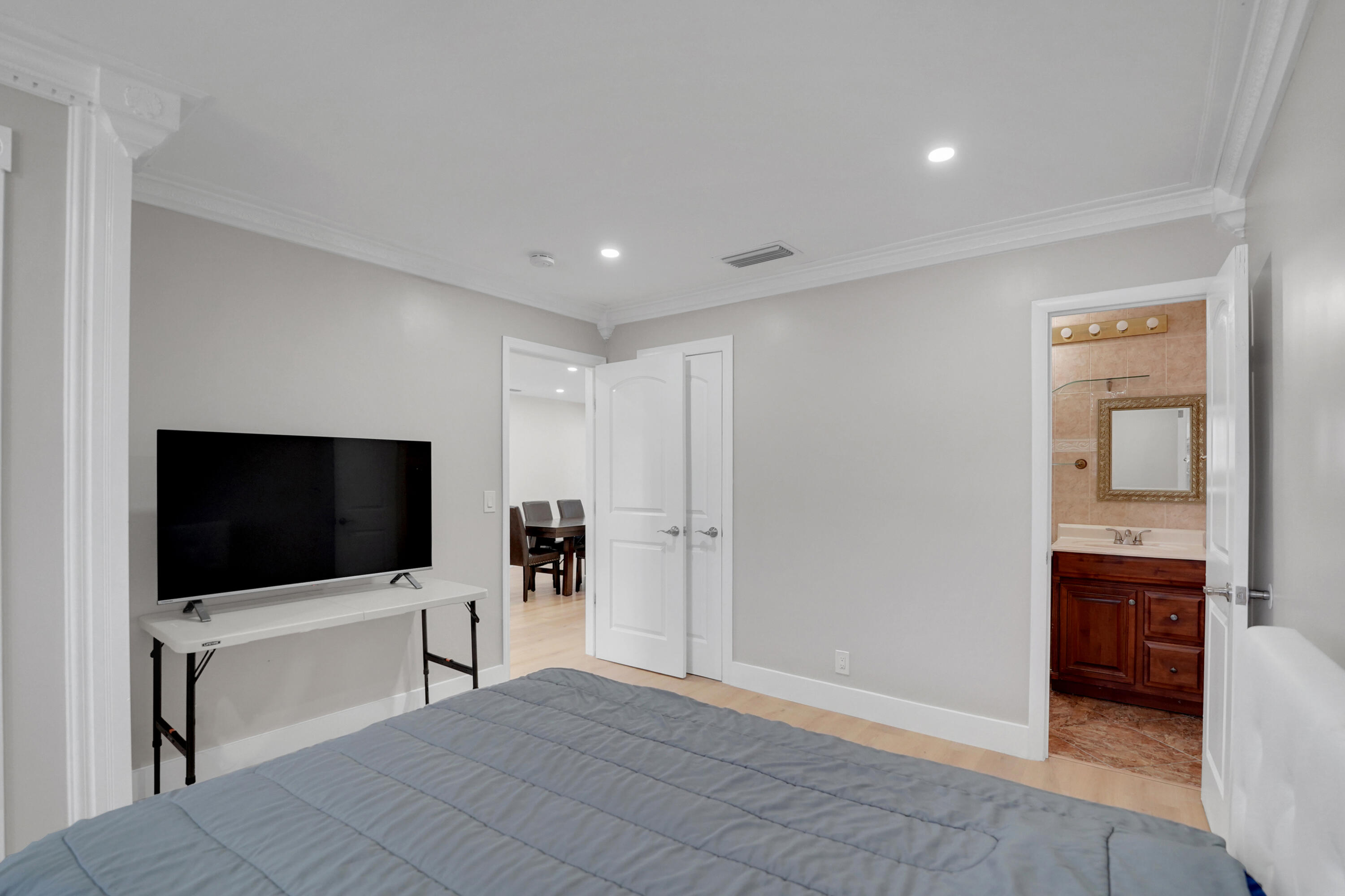 COUNTRY CLUB VILLAGE SEC A - Residential