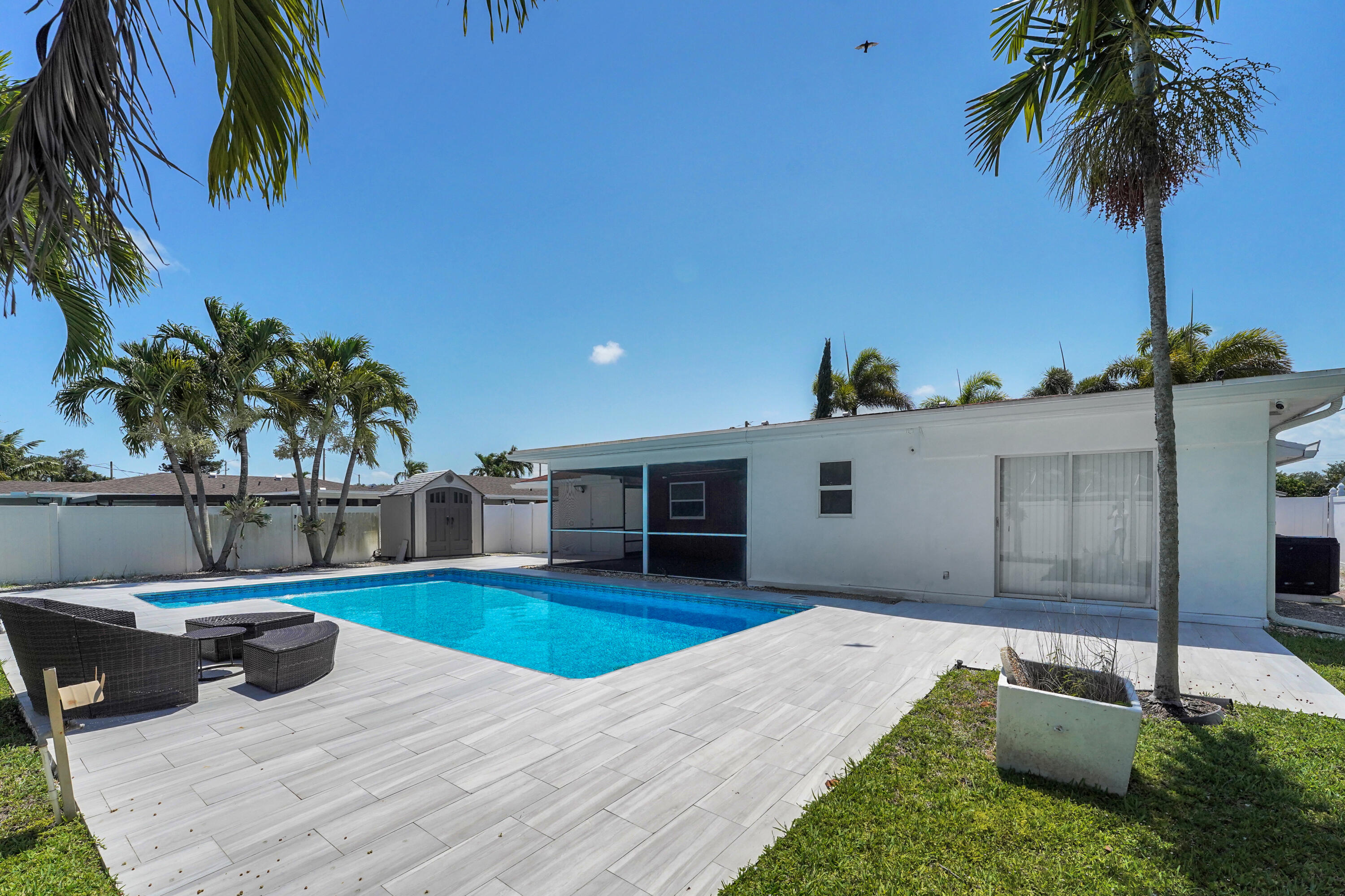 COUNTRY CLUB VILLAGE SEC A - Residential