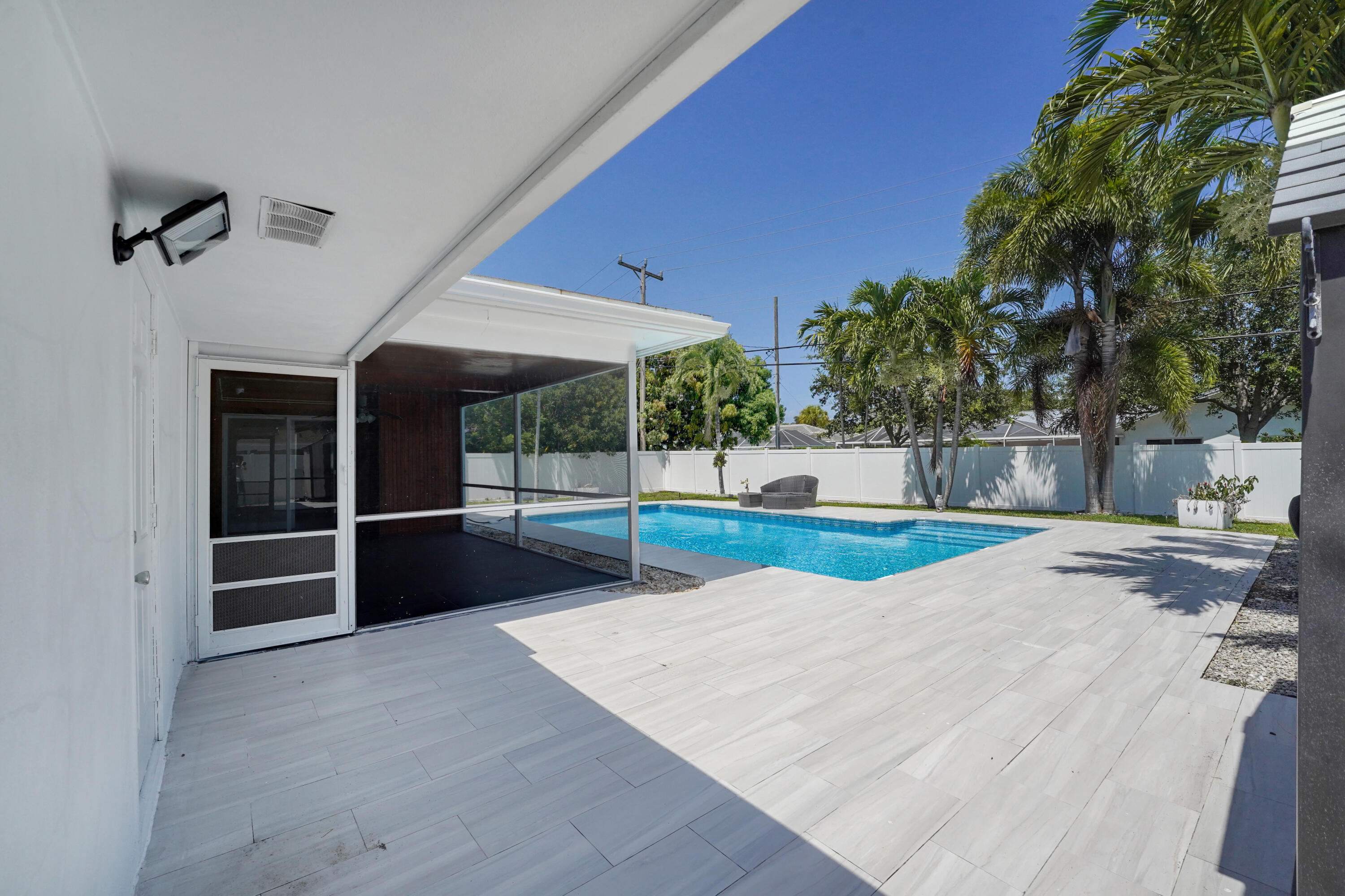 COUNTRY CLUB VILLAGE SEC A - Residential
