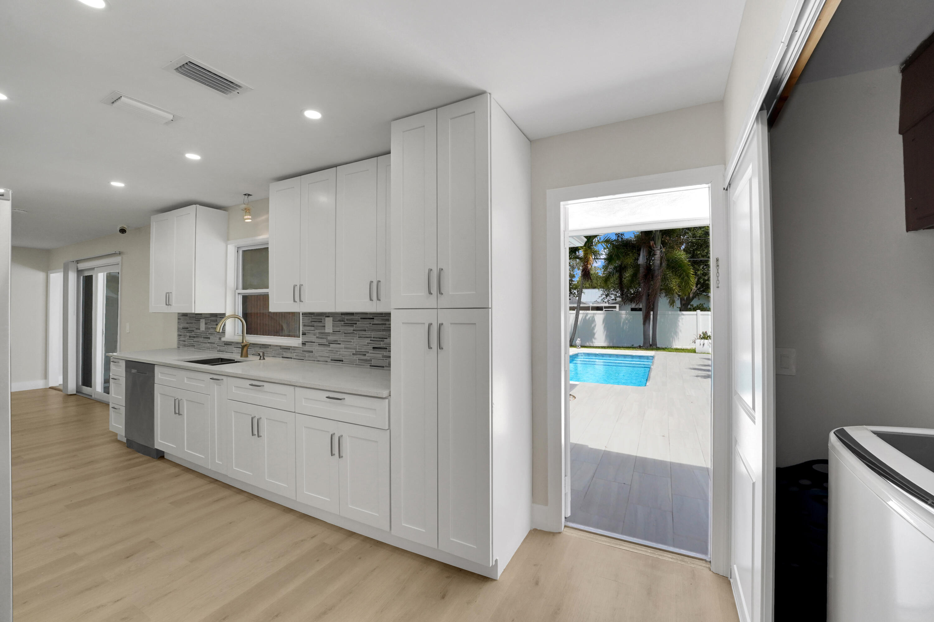 COUNTRY CLUB VILLAGE SEC A - Residential