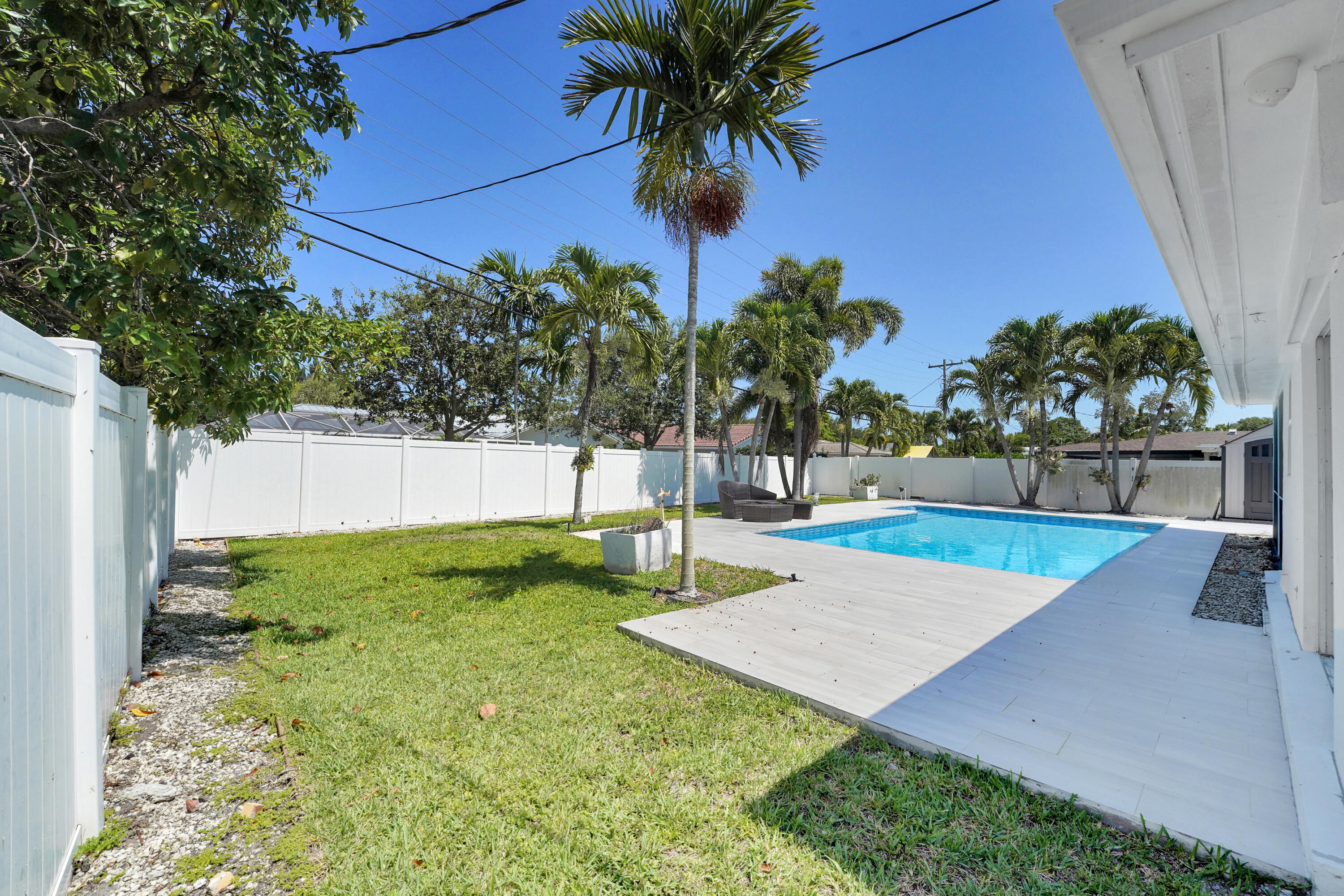 COUNTRY CLUB VILLAGE SEC A - Residential