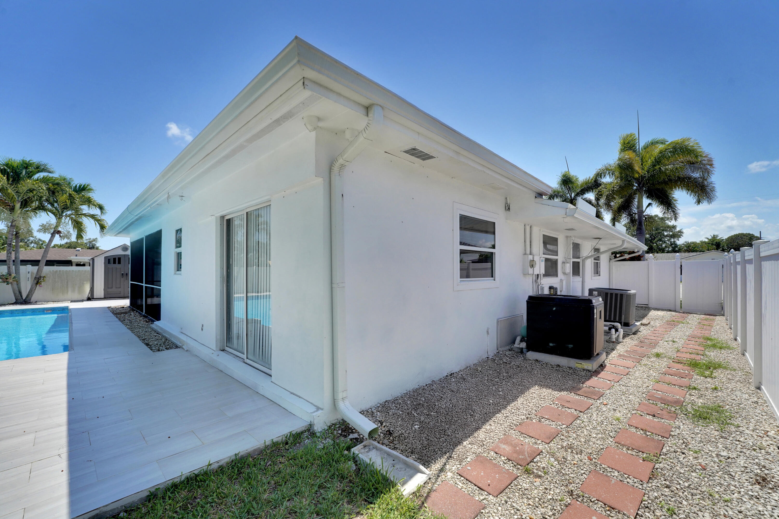 COUNTRY CLUB VILLAGE SEC A - Residential