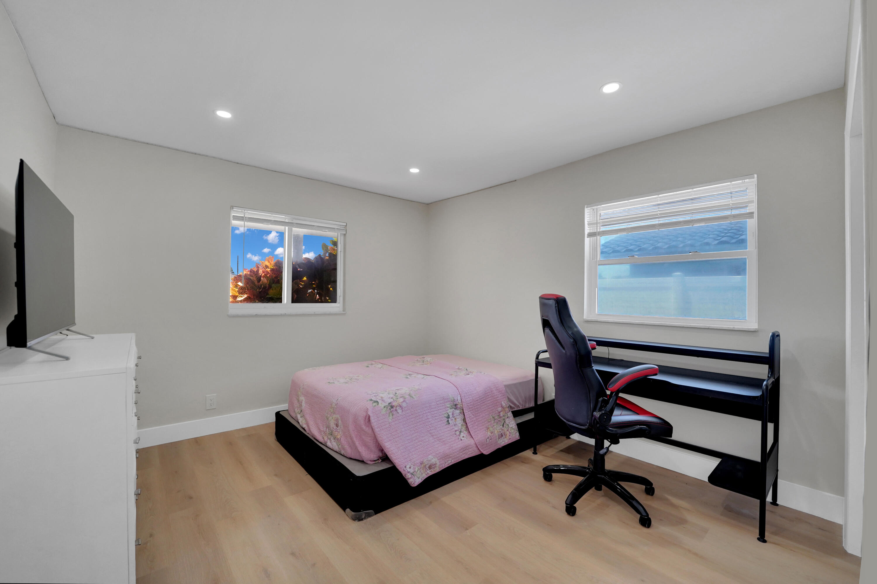 COUNTRY CLUB VILLAGE SEC A - Residential