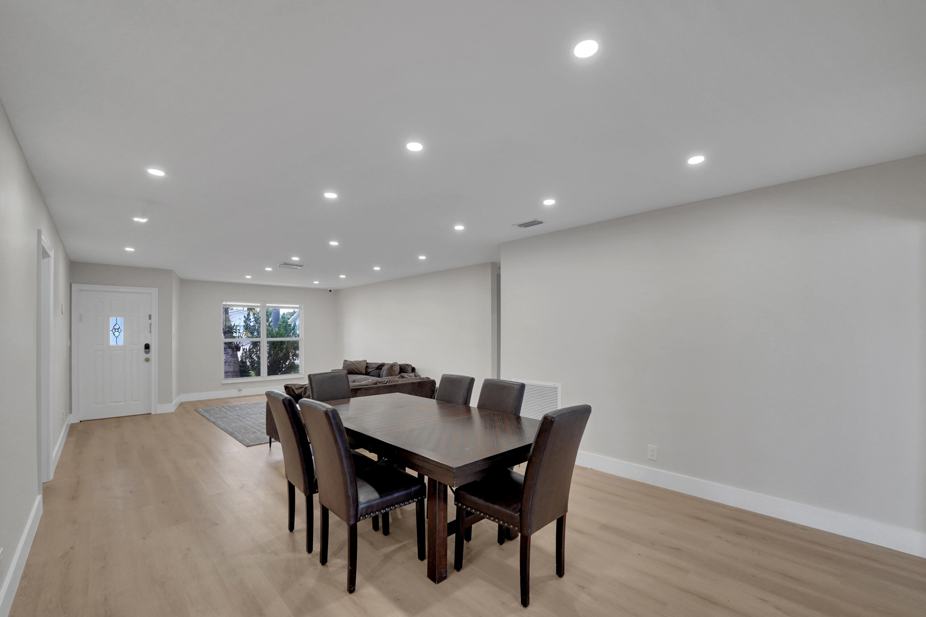 COUNTRY CLUB VILLAGE SEC A - Residential