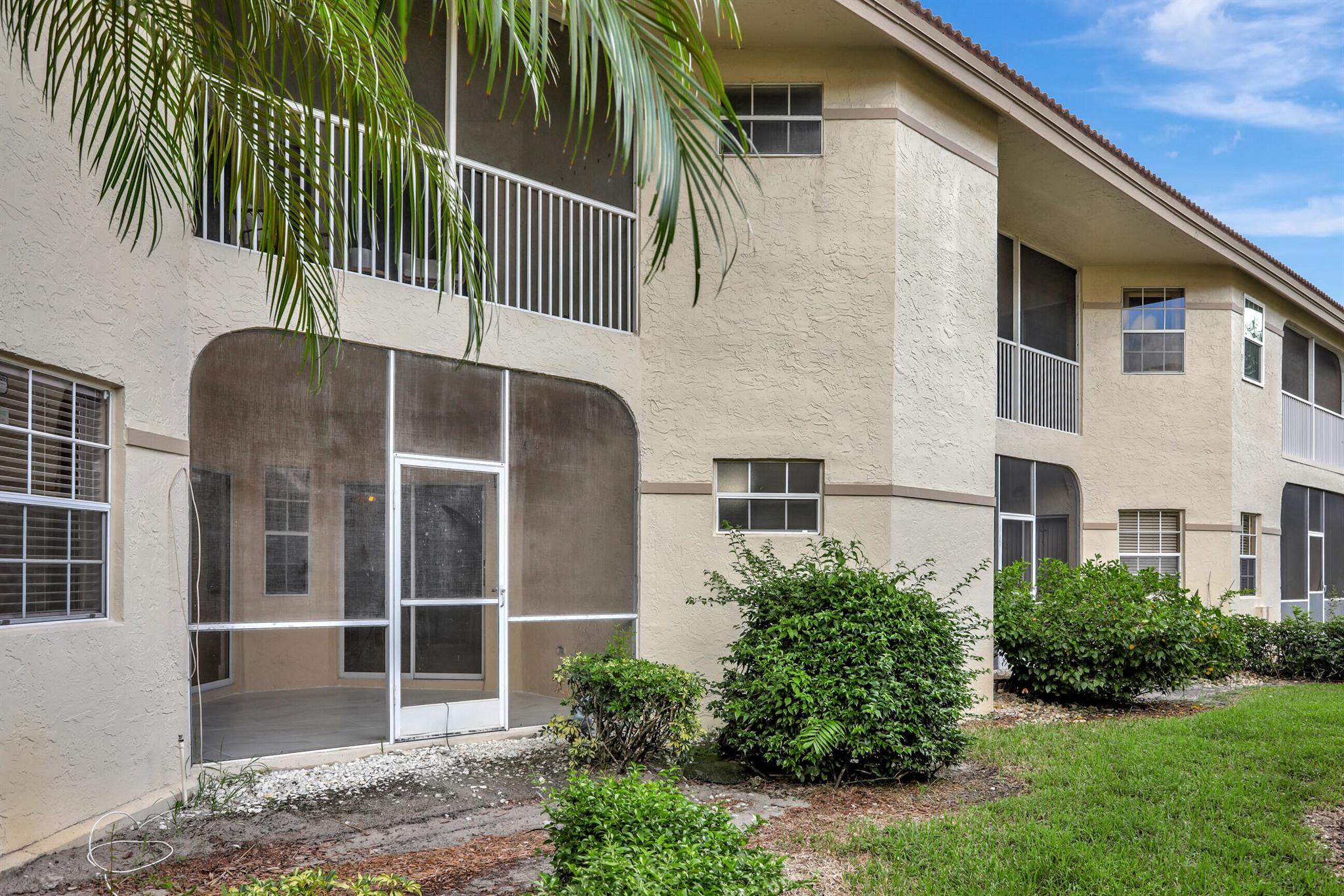 PLUM AT BOCA POINTE CONDO - Residential