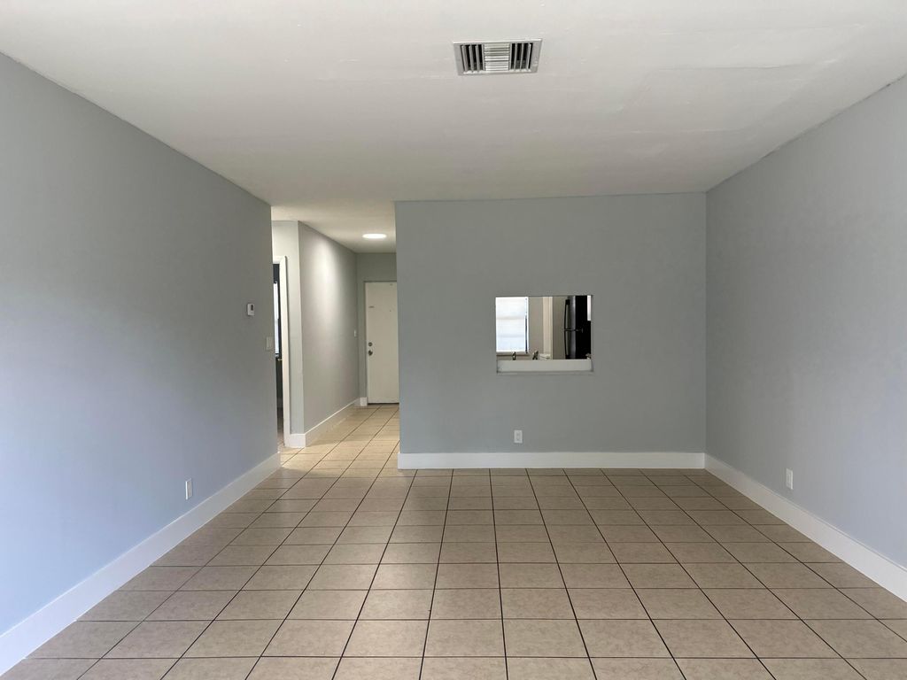 Photo of 4773 Arjaro Drive, West Palm Beach, FL 33407 (MLS # B26013754)