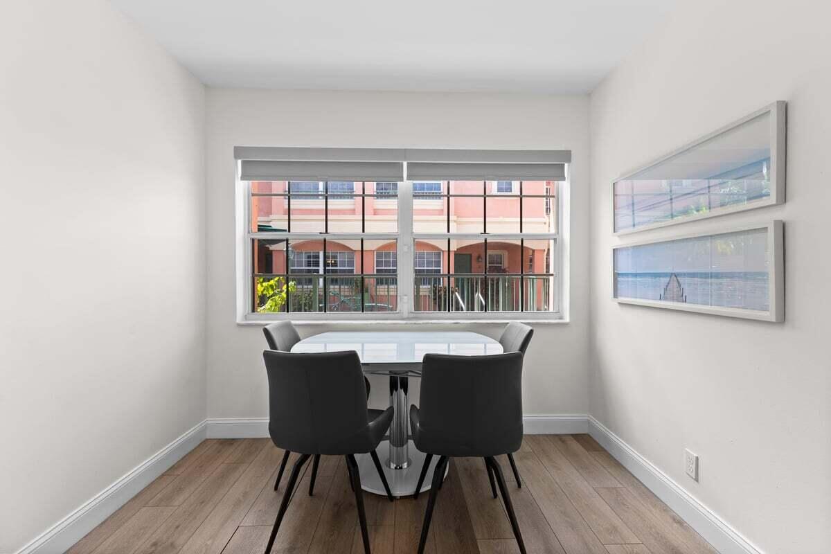 CASCADES TOWNHOMES CONDO - Residential Lease